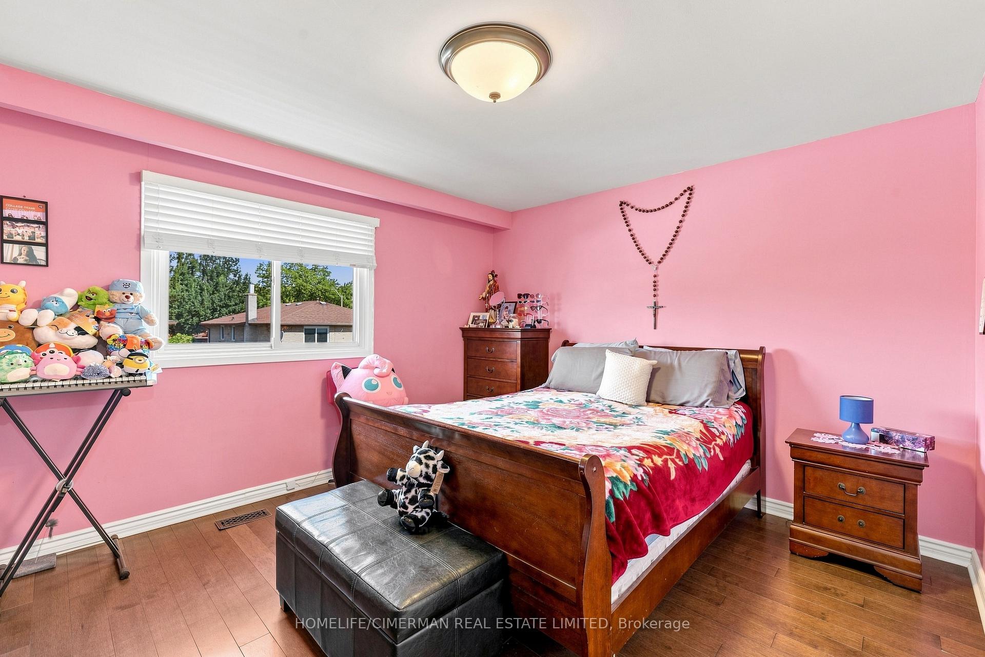 Photo 14 of 505 Appledore Crescent, Mississauga, Cooksville — HOMEH