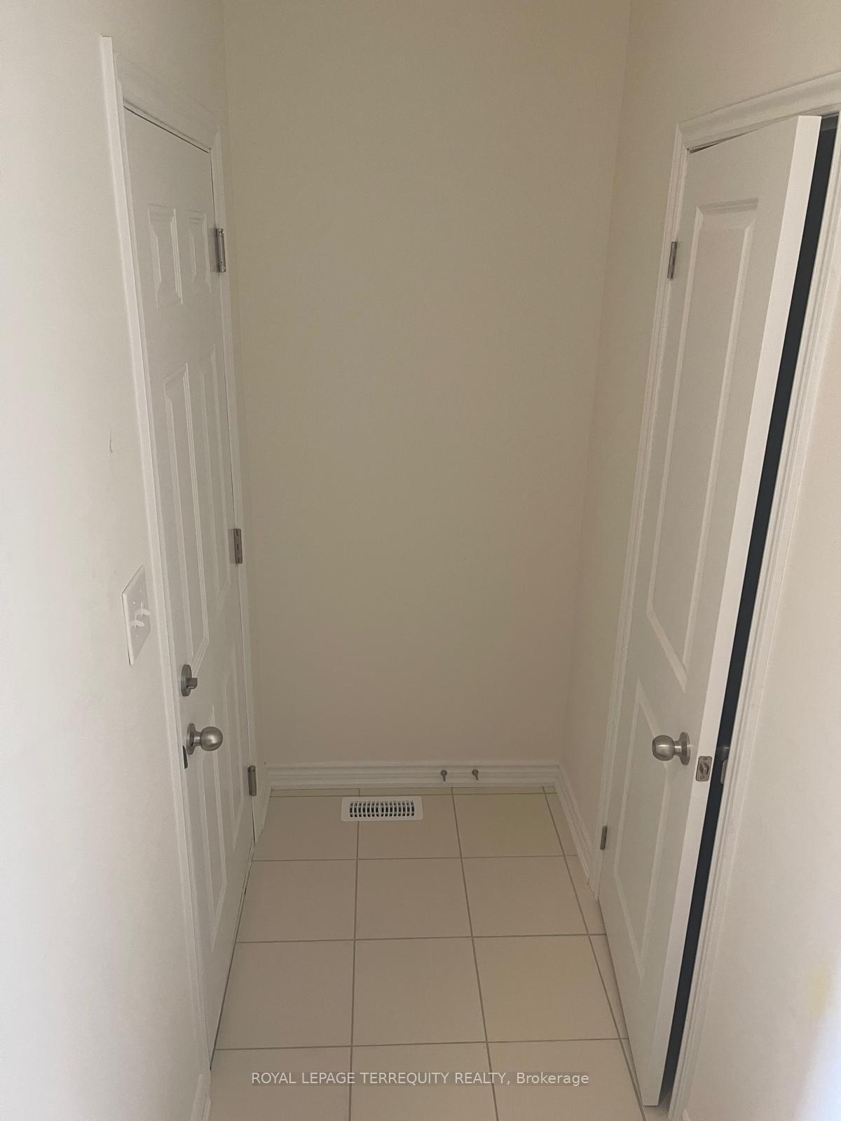 Photo 3 of 1111 Marathon Avenue, Pickering, Rural Pickering — HOMEH