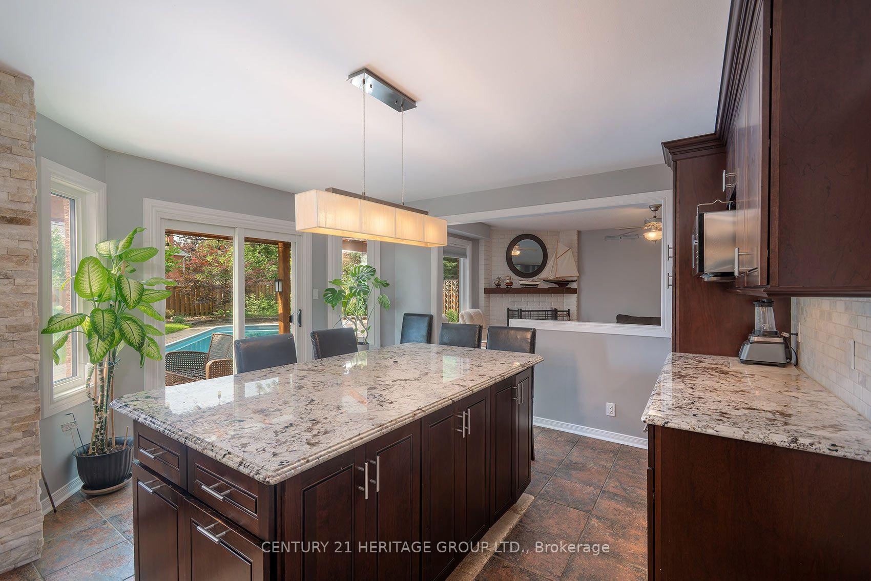 Photo 27 of 55 Chartwell Crescent, Georgina, Keswick North — HOMEH