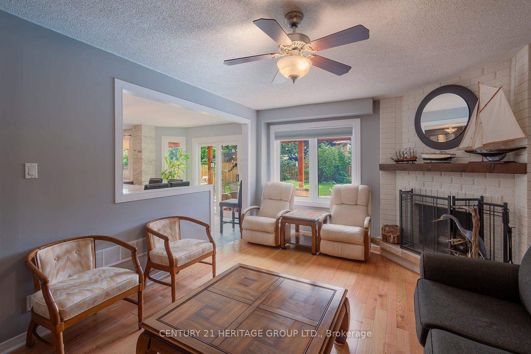 Photo 29 of 55 Chartwell Crescent, Georgina, Keswick North — HOMEH