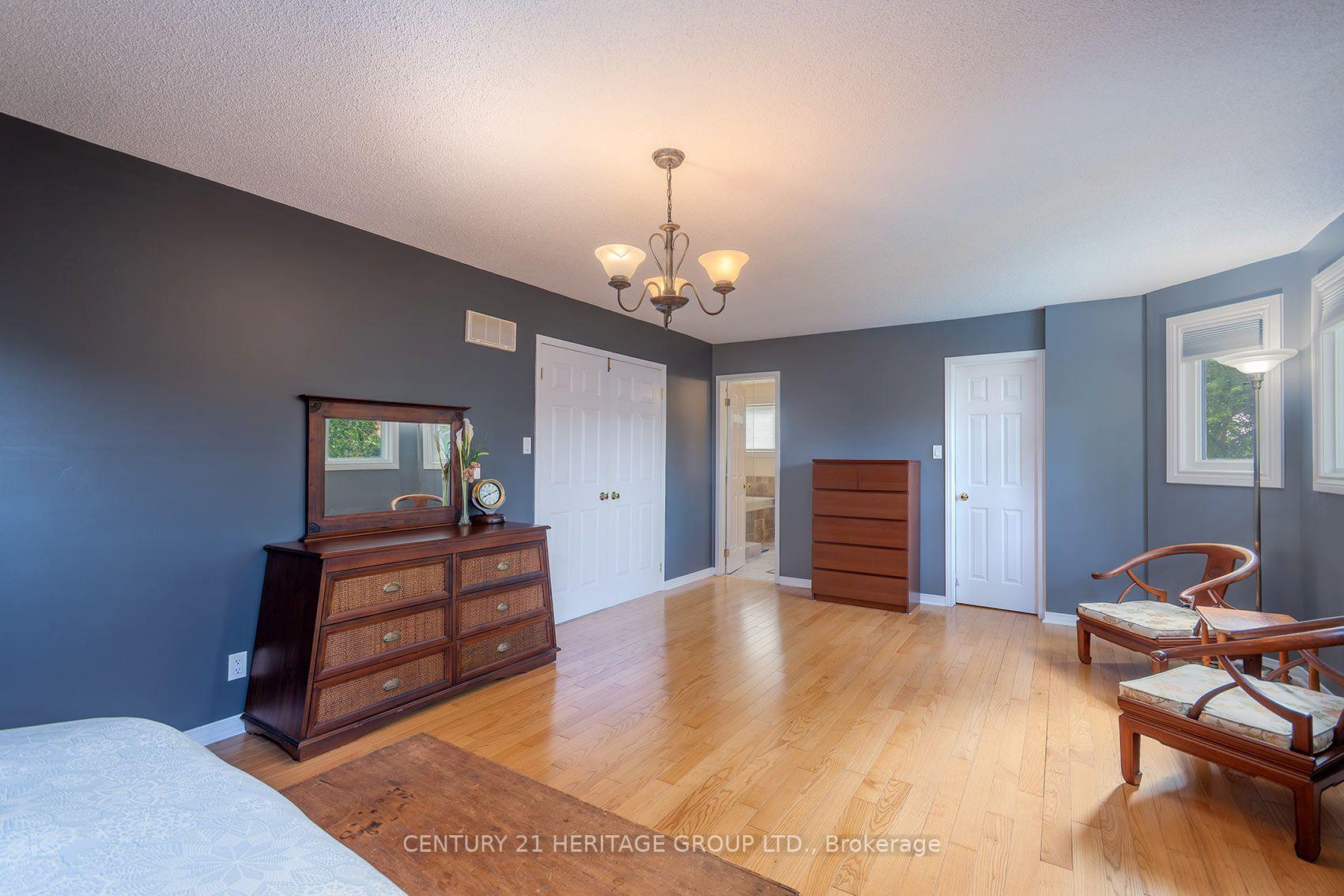 Photo 41 of 55 Chartwell Crescent, Georgina, Keswick North — HOMEH