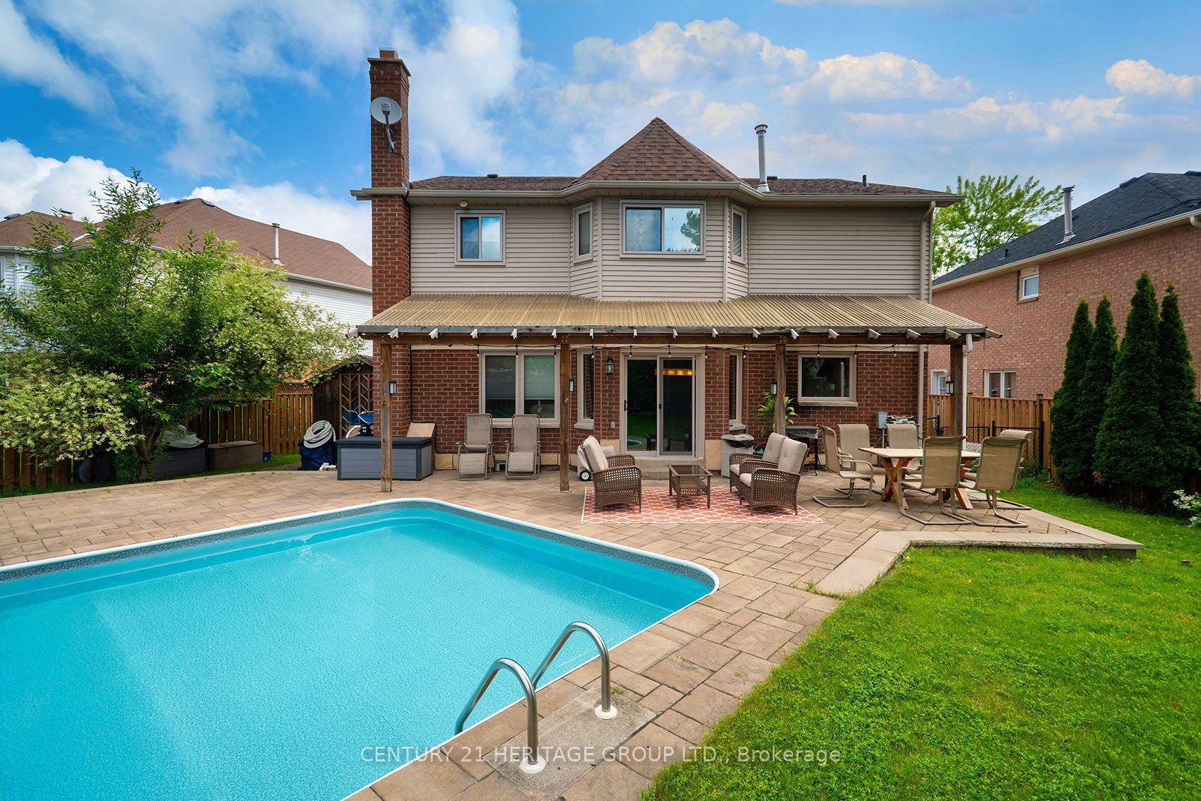 Photo 53 of 55 Chartwell Crescent, Georgina, Keswick North — HOMEH