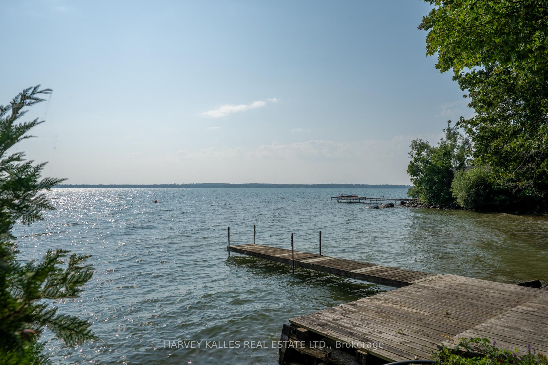 Photo 2 of 607 Cedarvale Drive, Innisfil, Rural Innisfil — HOMEH