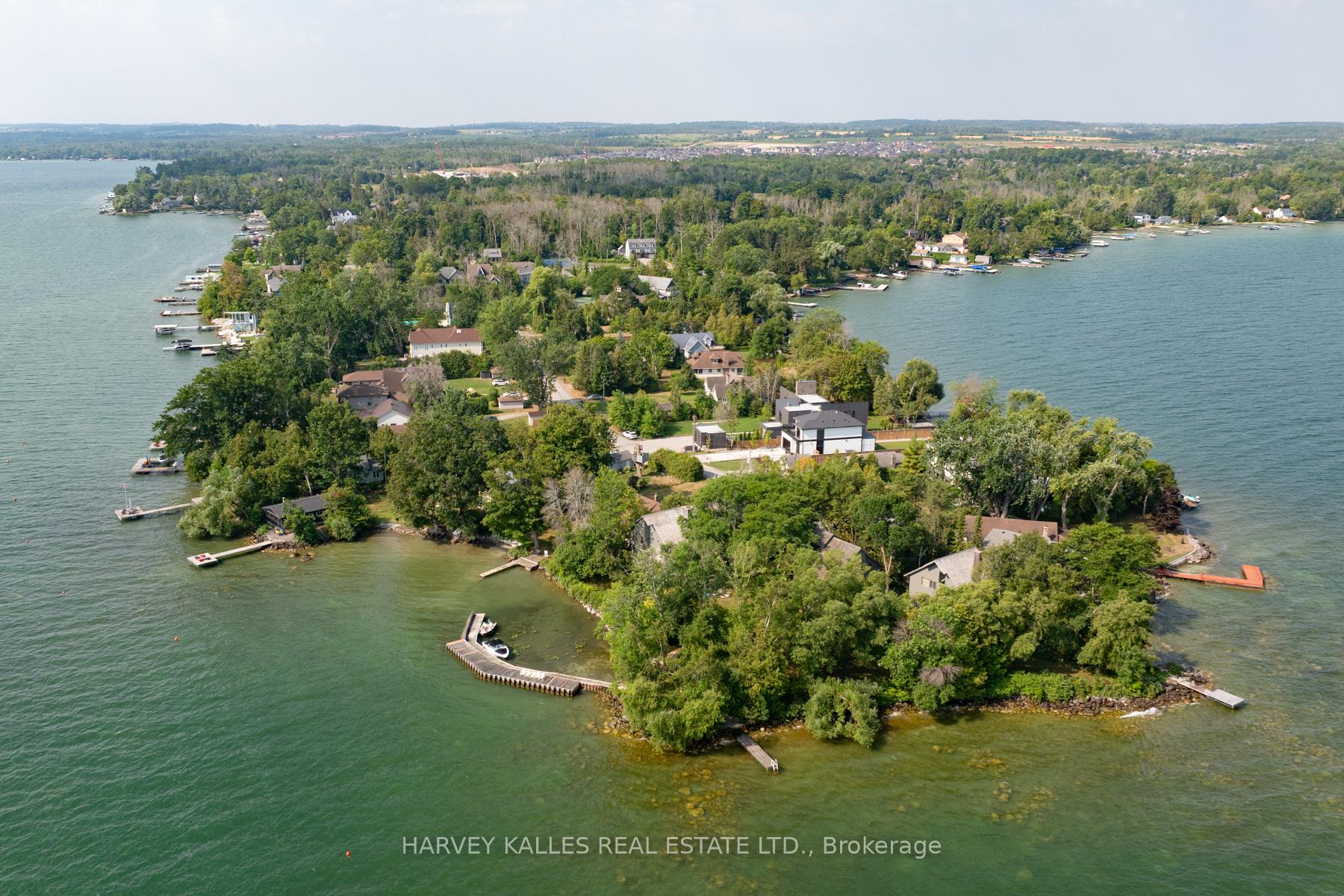 Photo 7 of 607 Cedarvale Drive, Innisfil, Rural Innisfil — HOMEH