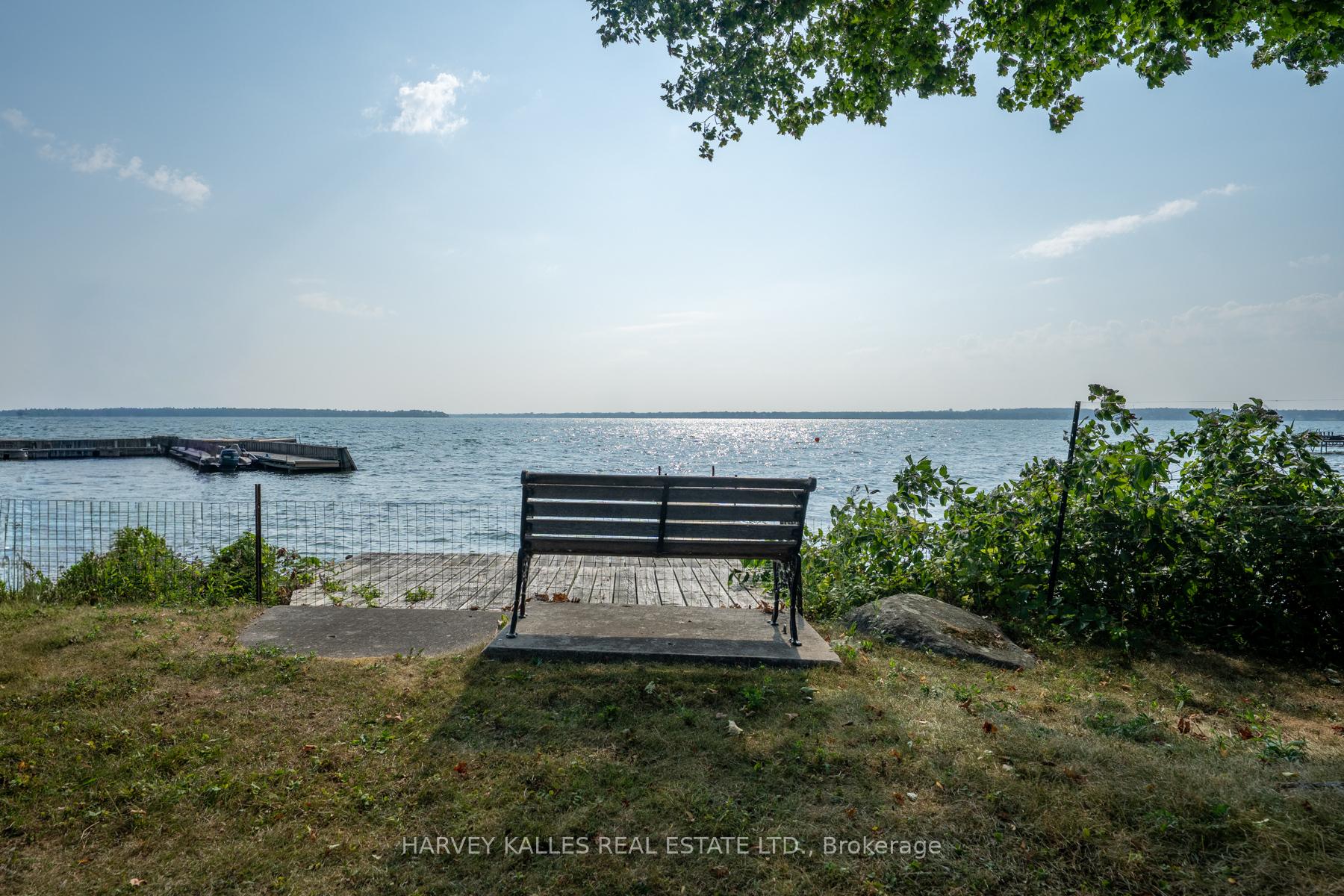 Photo 9 of 607 Cedarvale Drive, Innisfil, Rural Innisfil — HOMEH