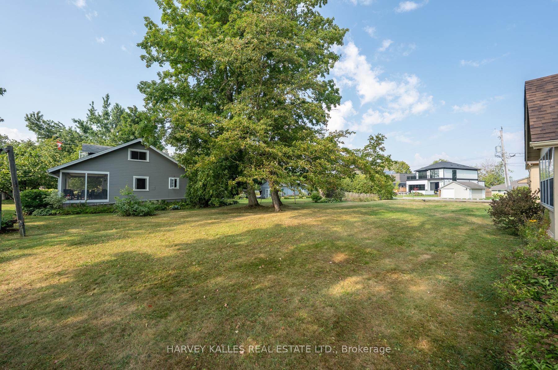Photo 16 of 607 Cedarvale Drive, Innisfil, Rural Innisfil — HOMEH