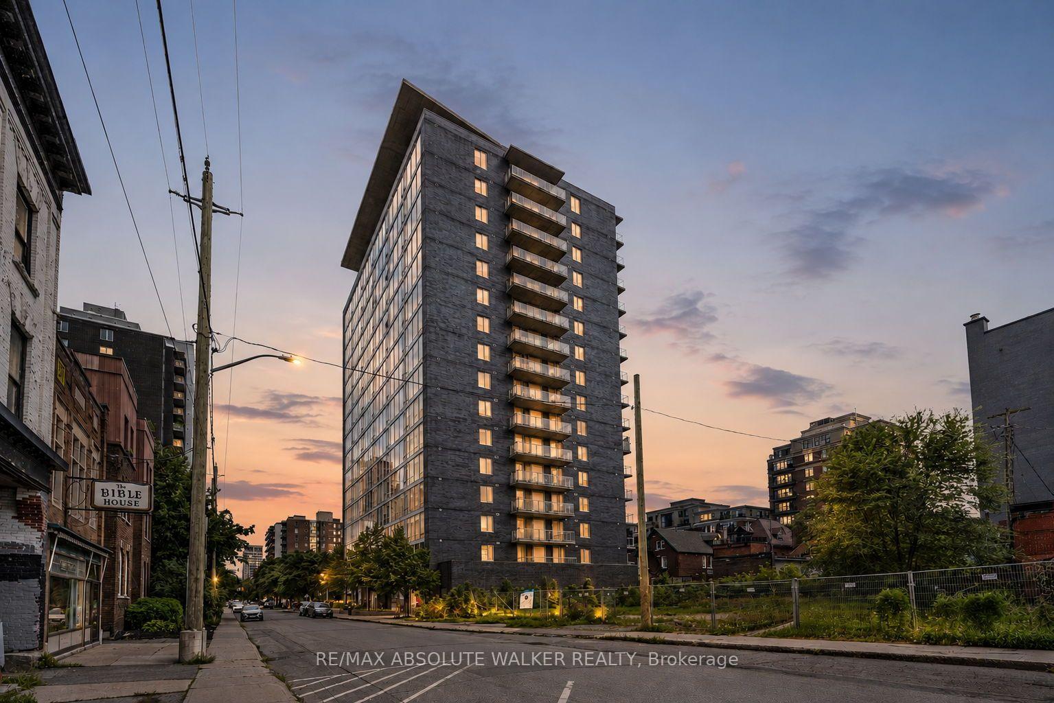 Photo 2 of Unit 810, 300 Lisgar Street, Ottawa, Ottawa Centre — HOMEH
