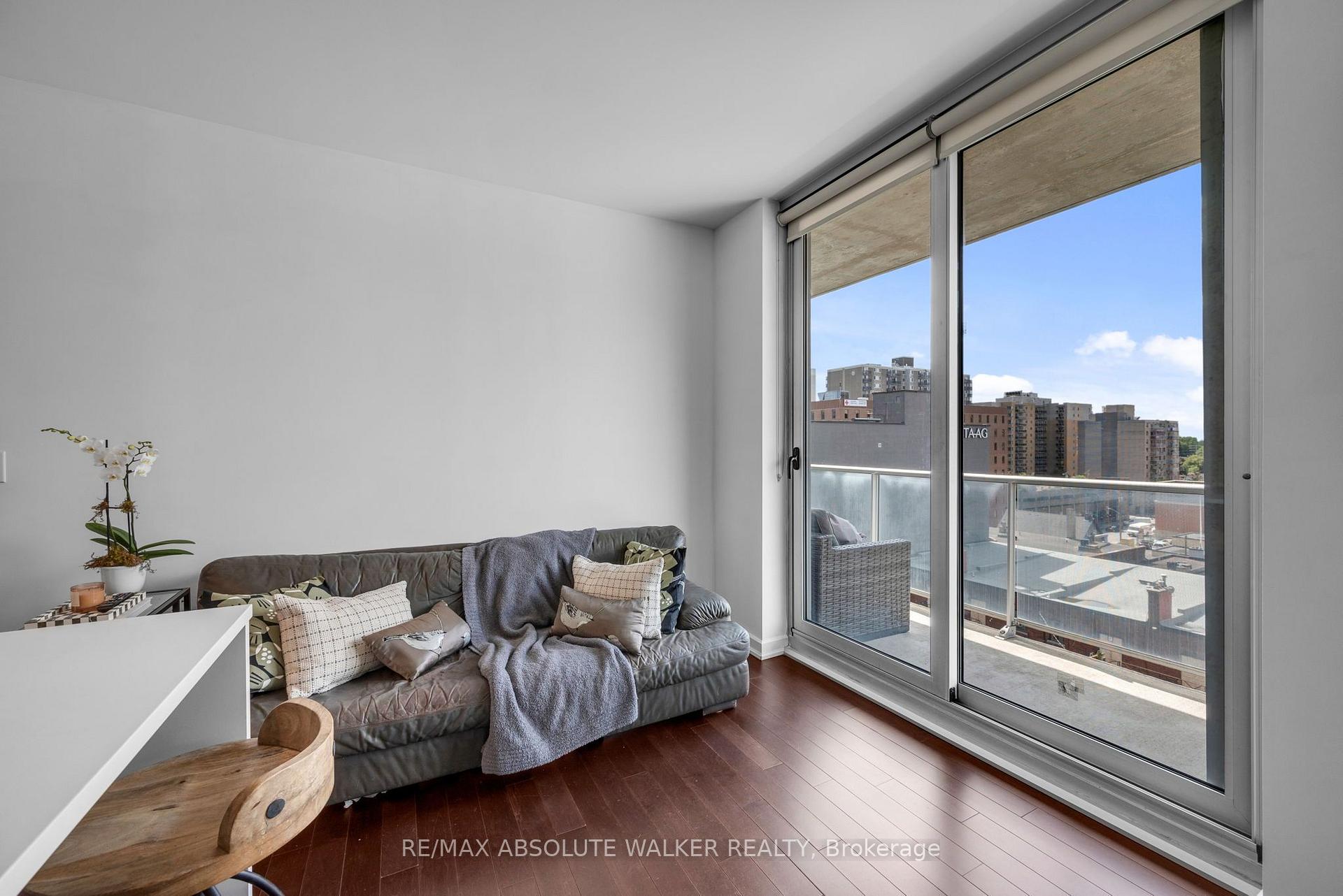 Photo 12 of Unit 810, 300 Lisgar Street, Ottawa, Ottawa Centre — HOMEH