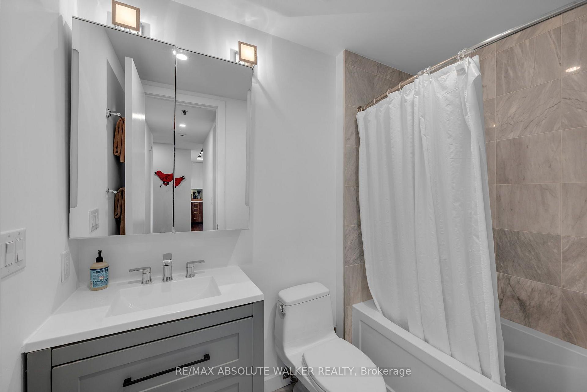Photo 15 of Unit 810, 300 Lisgar Street, Ottawa, Ottawa Centre — HOMEH