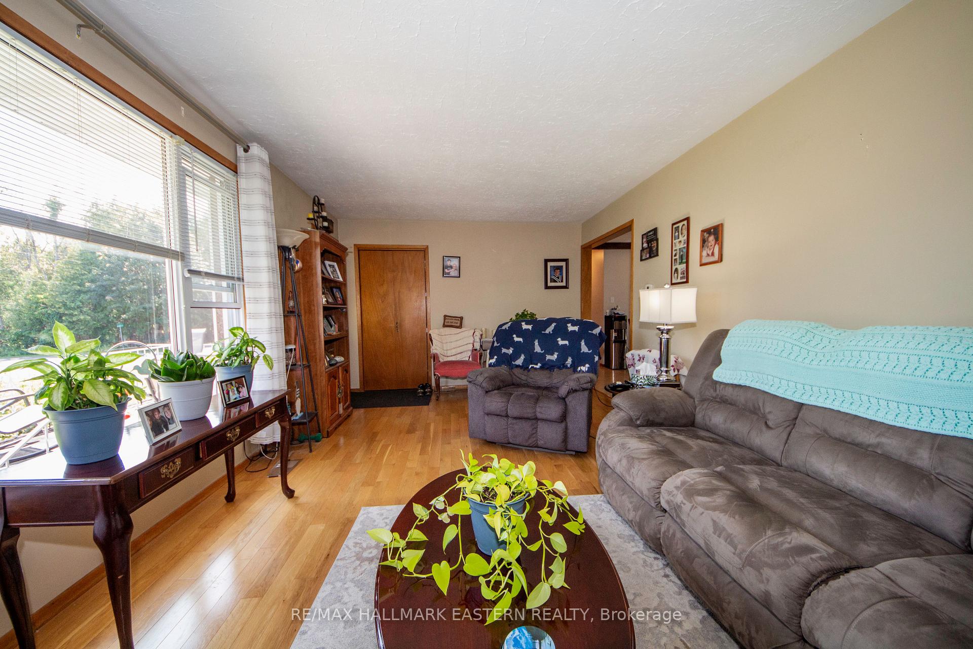 Photo 4 of 796 Maple Drive, Selwyn — HOMEH