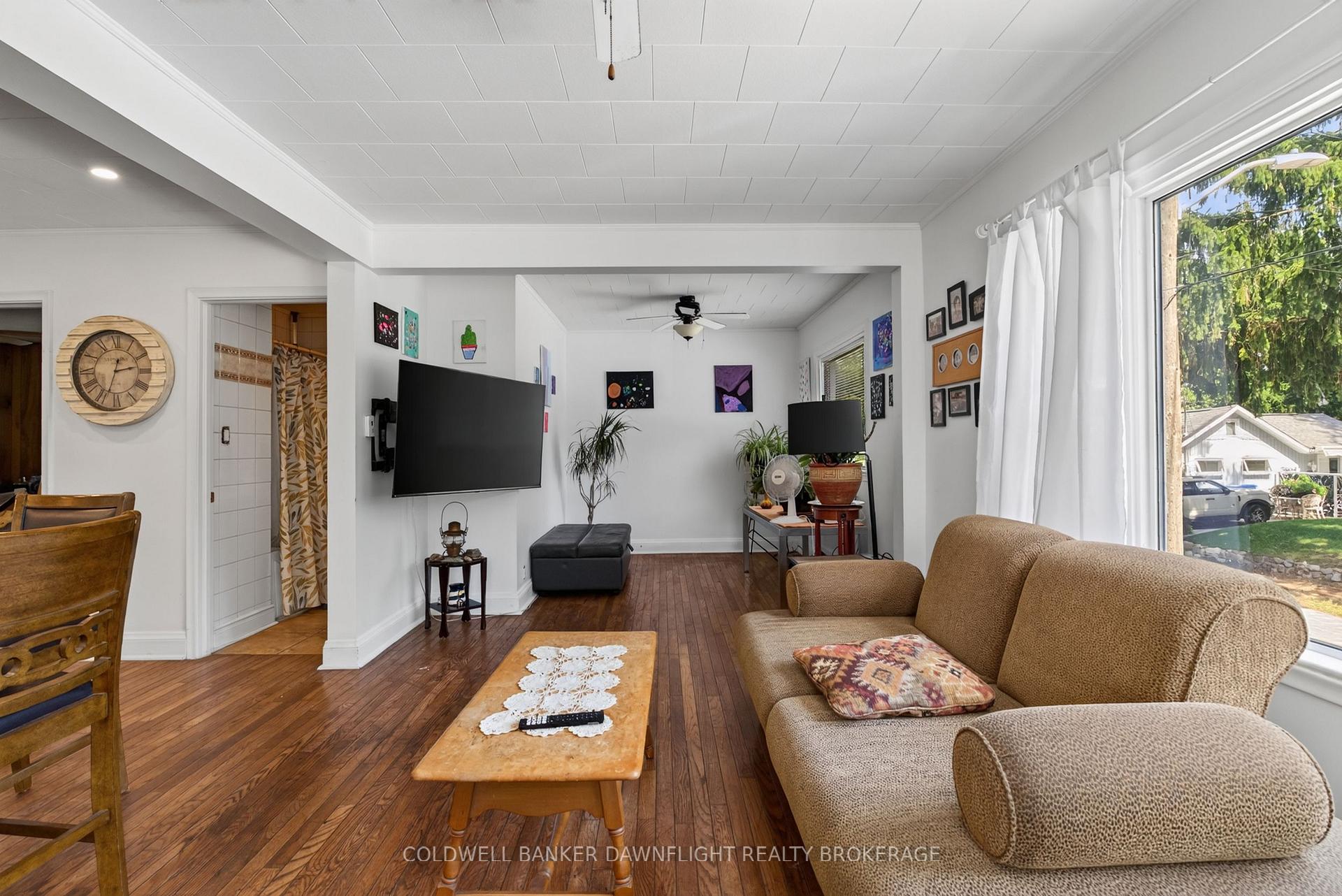 Photo 5 of 13 Warwick Avenue, Lambton Shores, Grand Bend — HOMEH