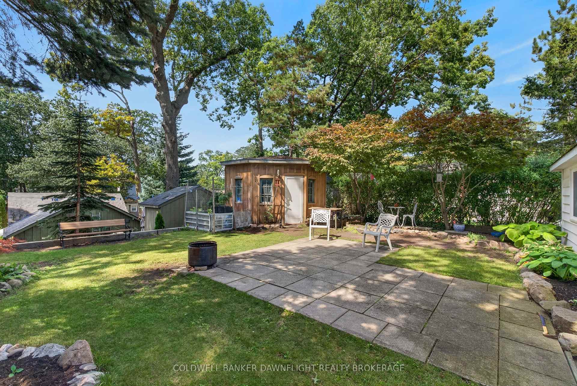 Photo 16 of 13 Warwick Avenue, Lambton Shores, Grand Bend — HOMEH