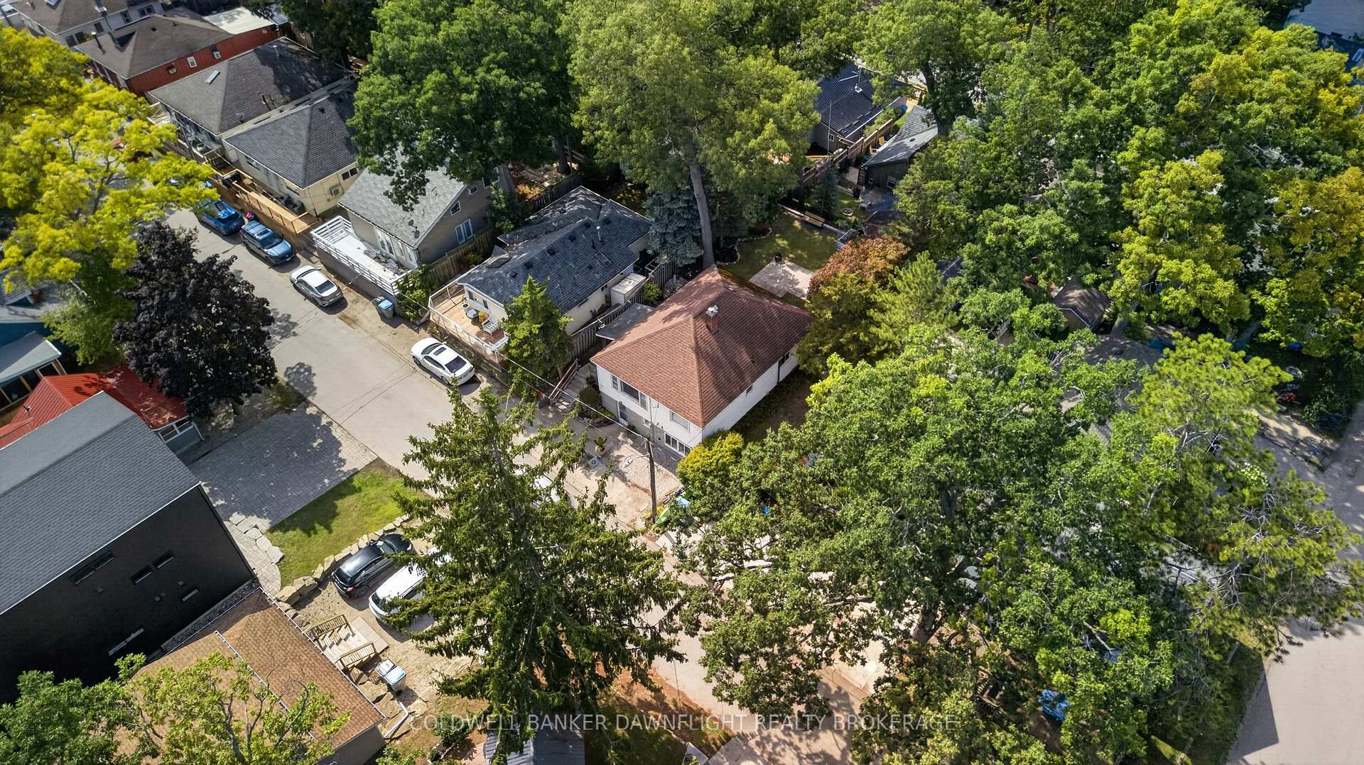 Photo 19 of 13 Warwick Avenue, Lambton Shores, Grand Bend — HOMEH