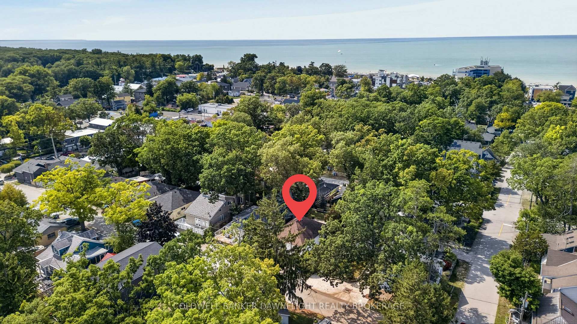 Photo 21 of 13 Warwick Avenue, Lambton Shores, Grand Bend — HOMEH