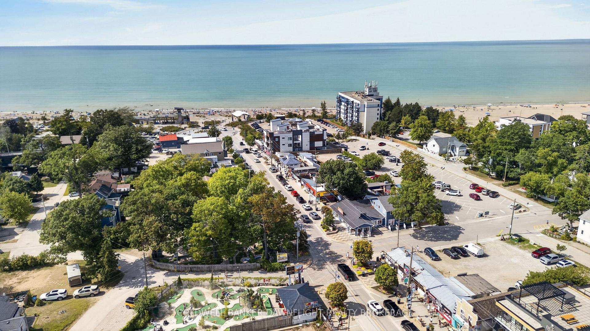 Photo 22 of 13 Warwick Avenue, Lambton Shores, Grand Bend — HOMEH