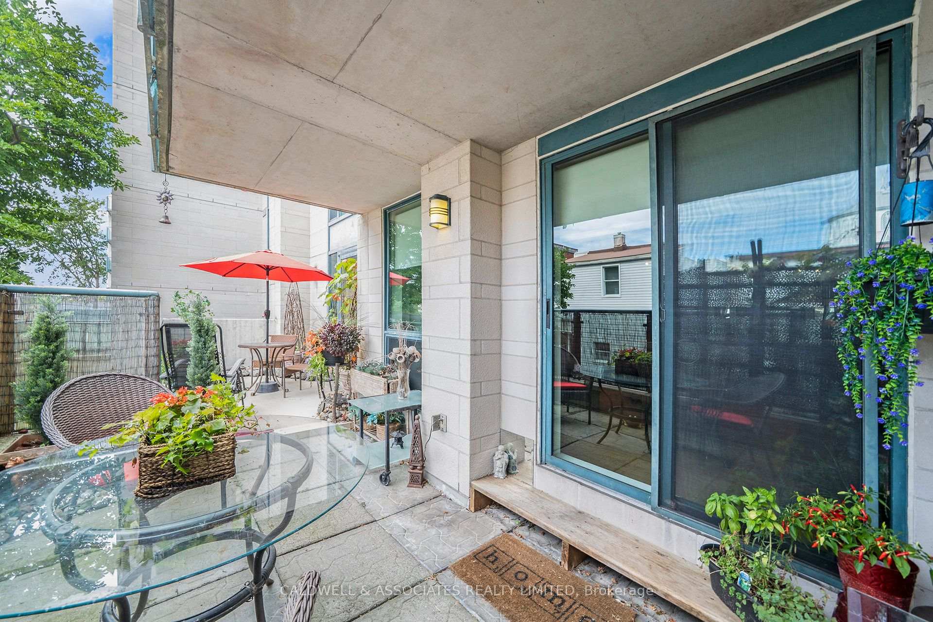 Photo 9 of Unit 104, 15 Murray Street, Ottawa, Lower Town/Byward Market — HOMEH