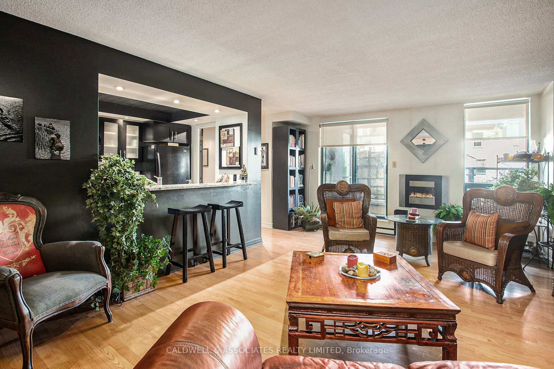 Photo 11 of Unit 104, 15 Murray Street, Ottawa, Lower Town/Byward Market — HOMEH