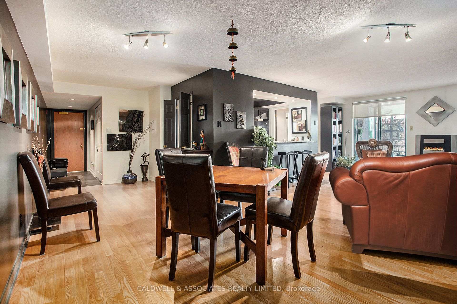 Photo 17 of Unit 104, 15 Murray Street, Ottawa, Lower Town/Byward Market — HOMEH