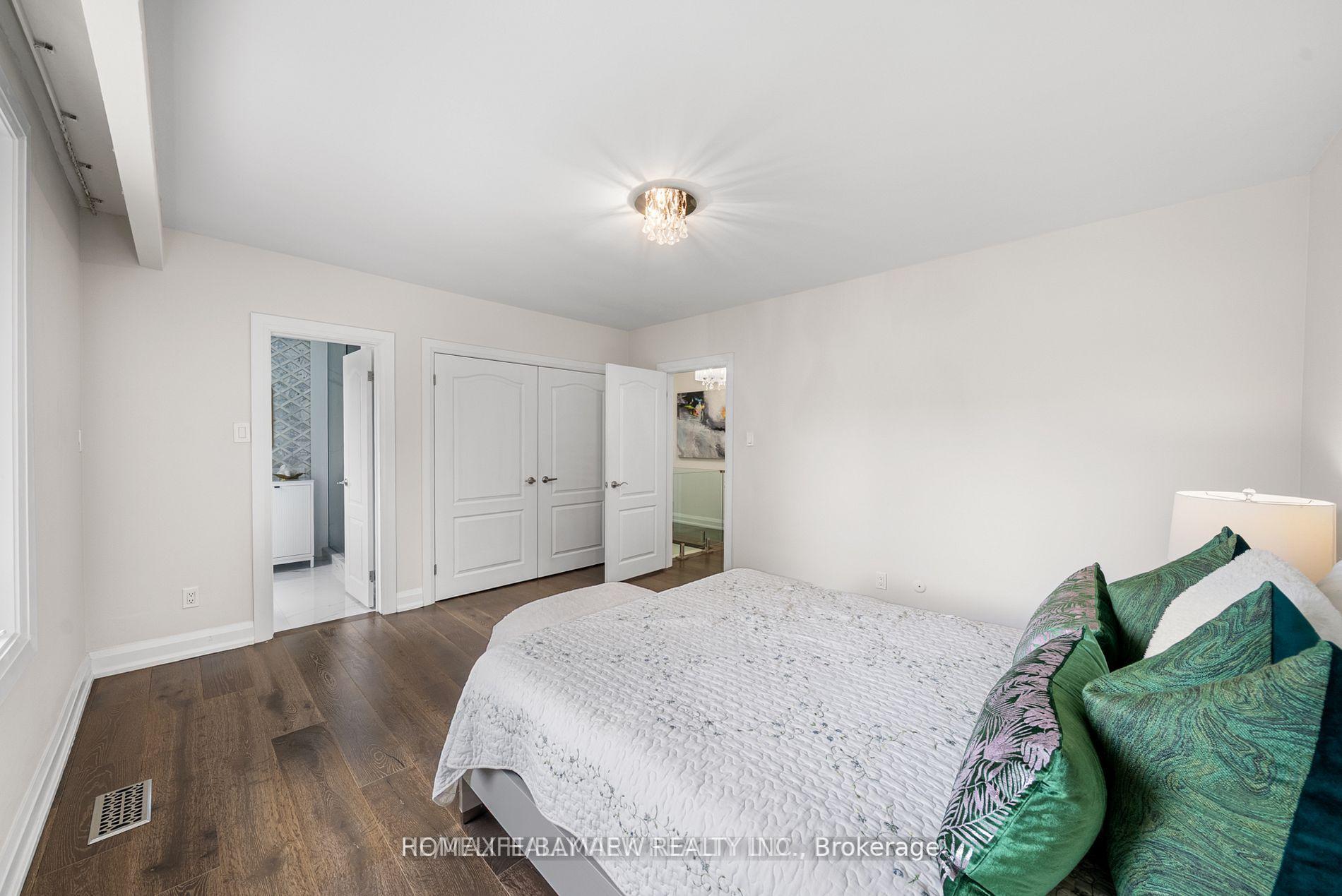 Photo 54 of 220 Grandview Avenue, Markham, Grandview — HOMEH