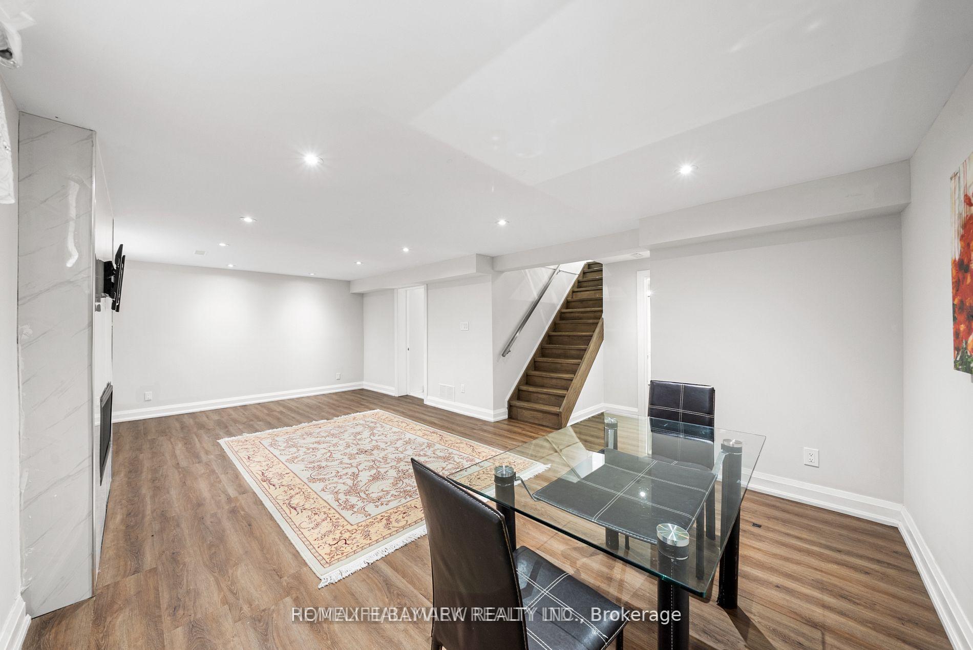 Photo 62 of 220 Grandview Avenue, Markham, Grandview — HOMEH