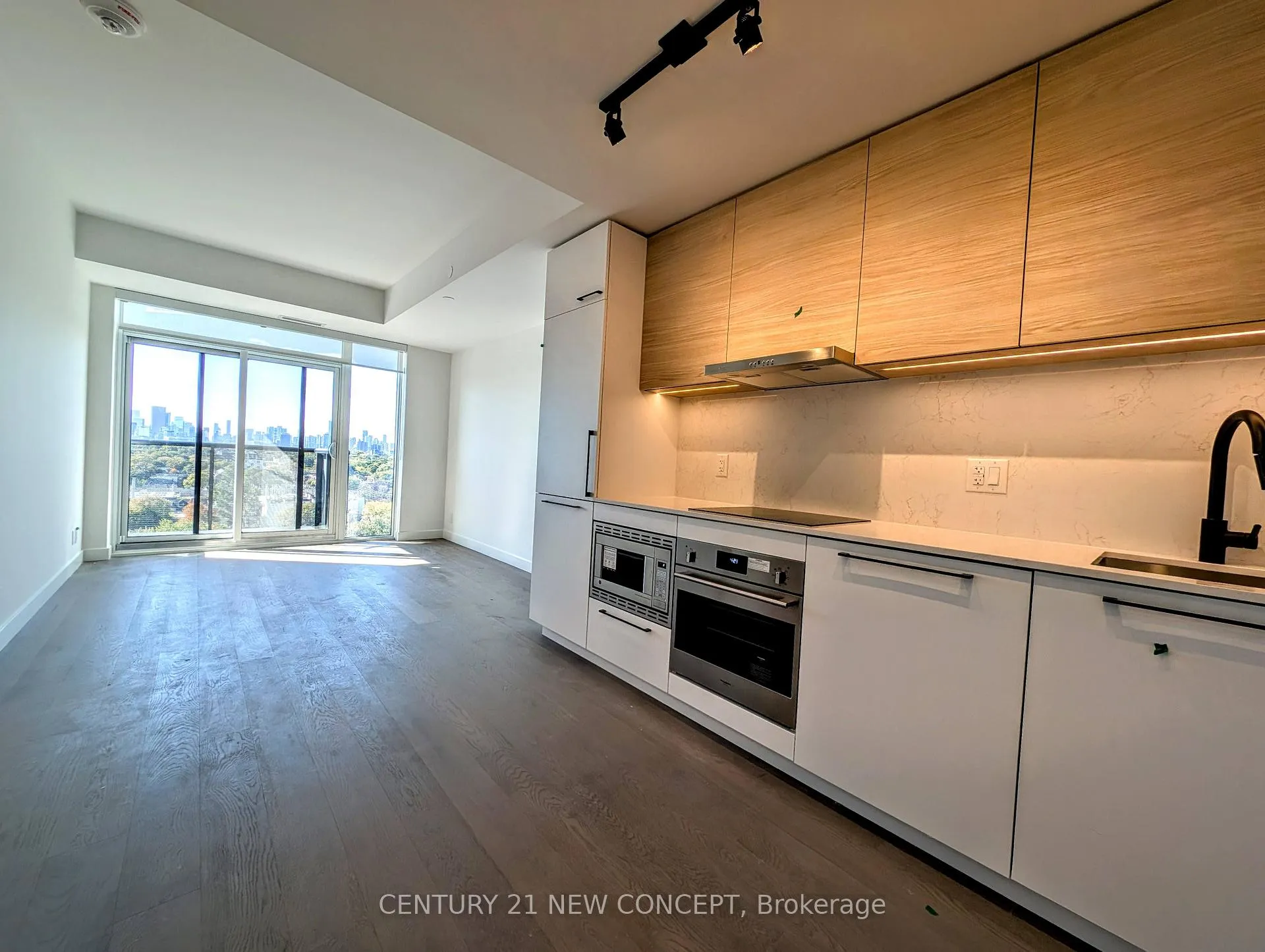 Photo 3 of Unit 1210, 1050 Eastern Avenue, Toronto, Greenwood-Coxwell — HOMEH