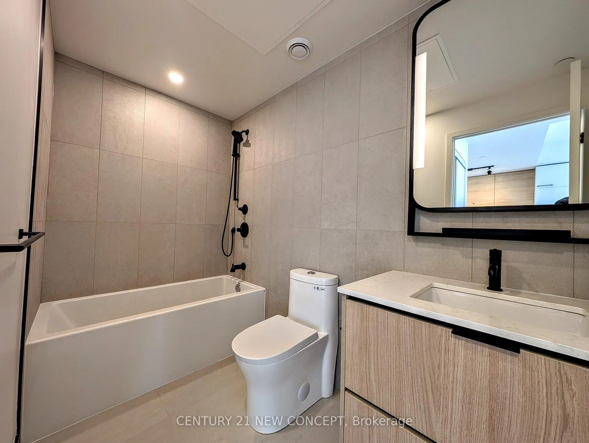 Photo 6 of Unit 1210, 1050 Eastern Avenue, Toronto, Greenwood-Coxwell — HOMEH