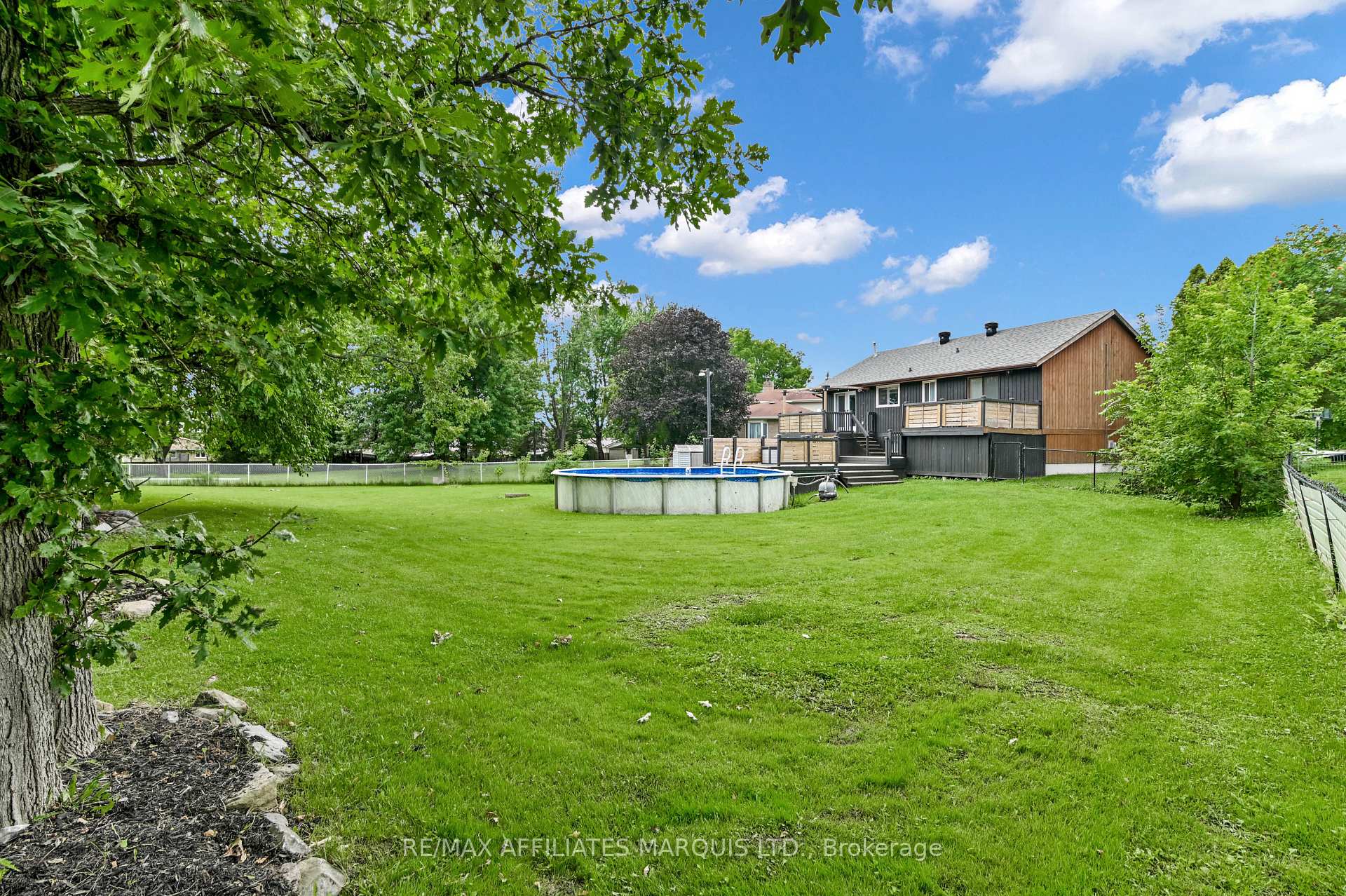 Photo 33 of 422 Hilbert Avenue, Cornwall, Cornwall — HOMEH