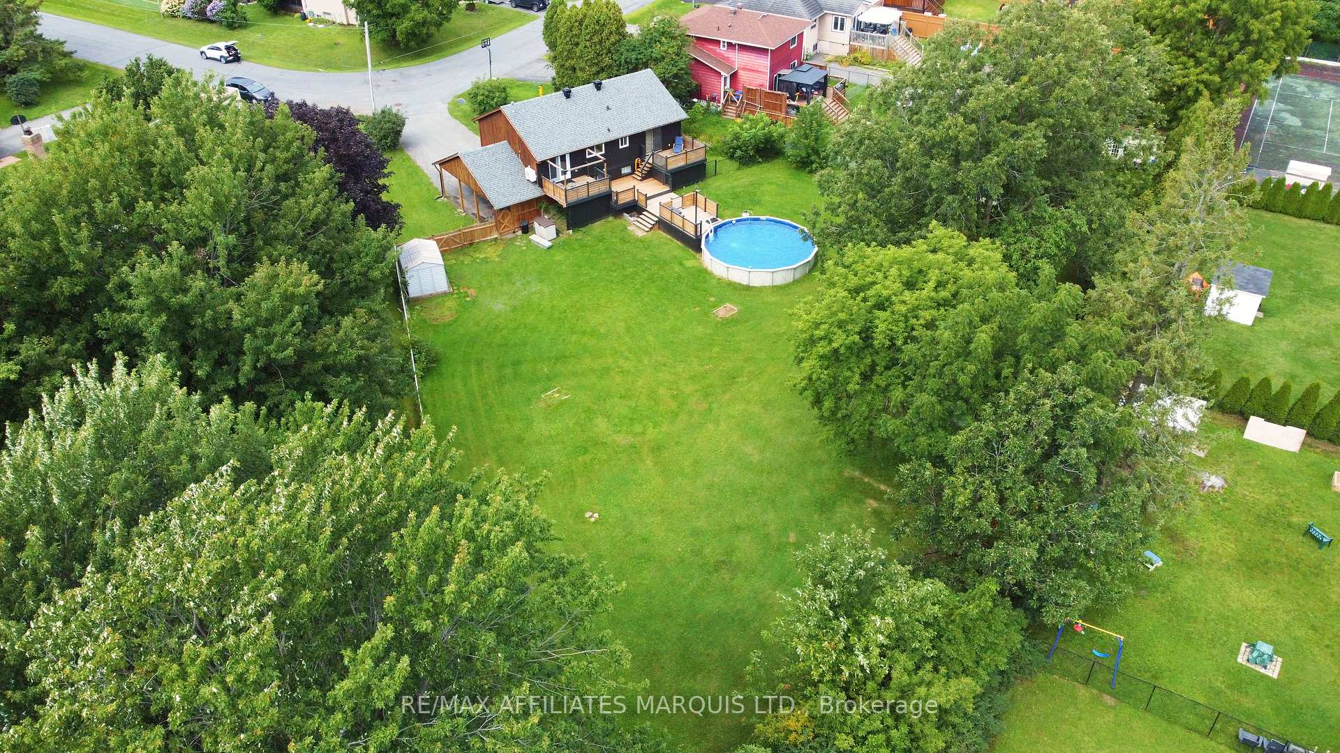 Photo 39 of 422 Hilbert Avenue, Cornwall, Cornwall — HOMEH