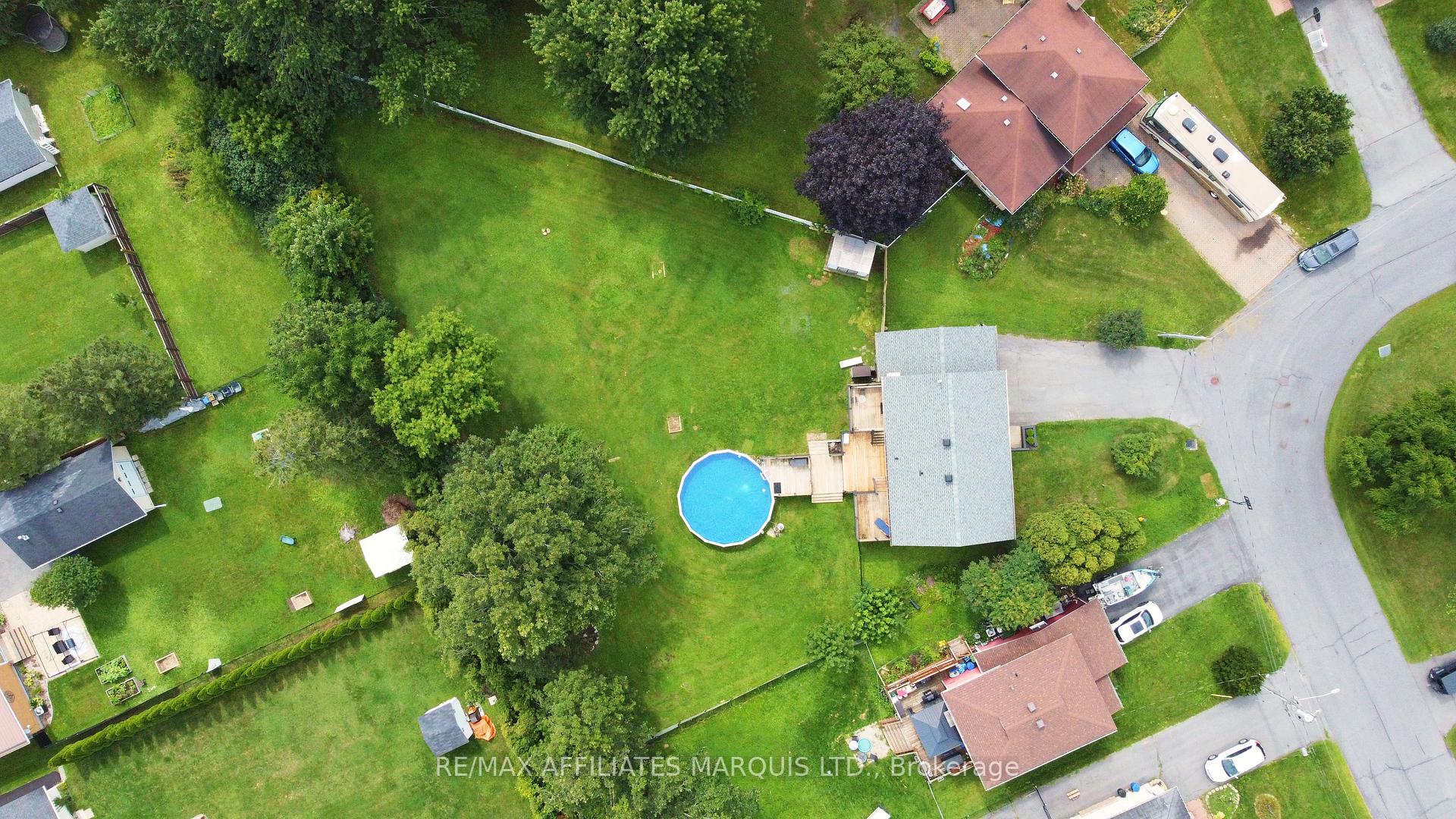 Photo 43 of 422 Hilbert Avenue, Cornwall, Cornwall — HOMEH
