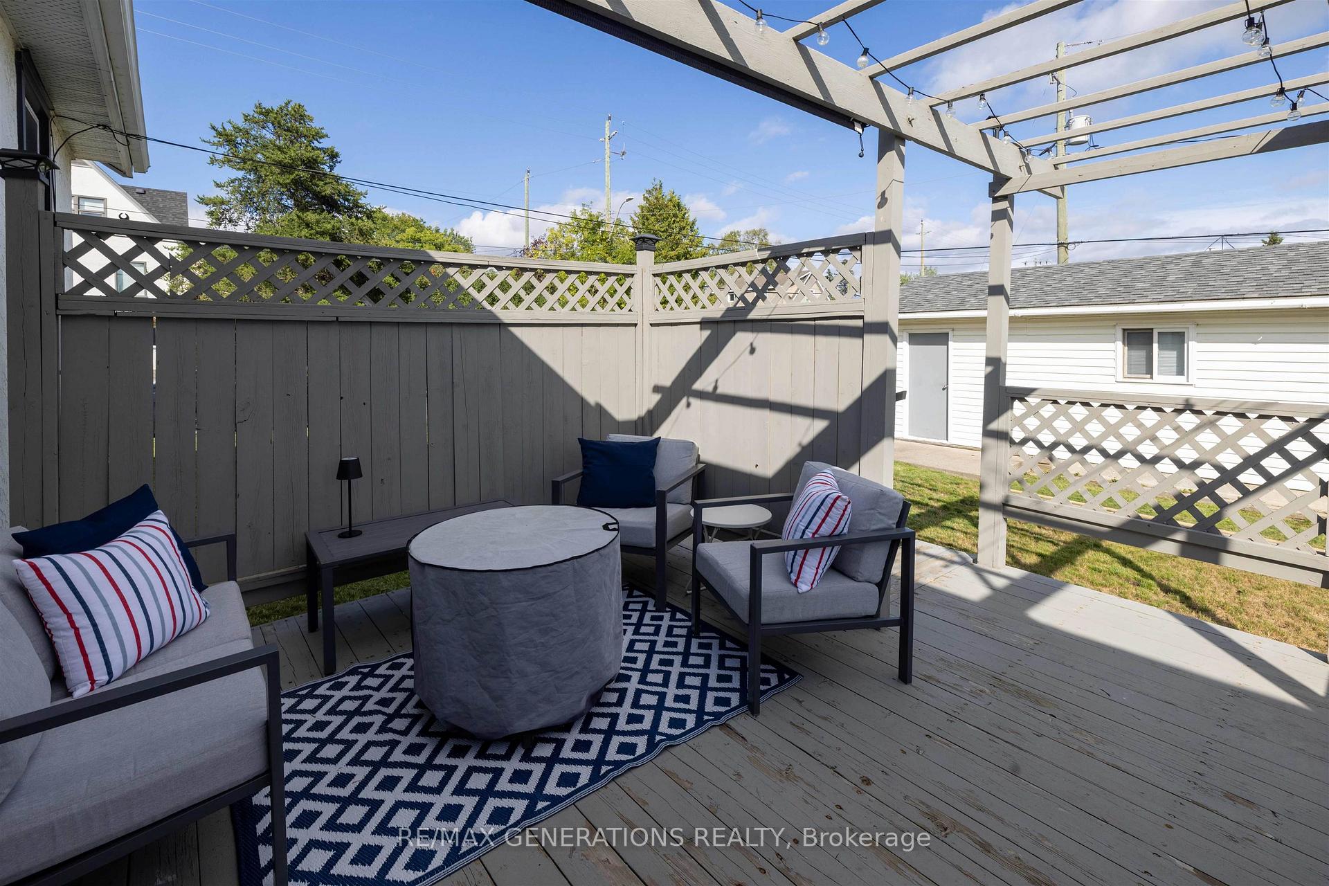 Photo 31 of 55 Ray Boulevard, Thunder Bay, Mariday Heights — HOMEH