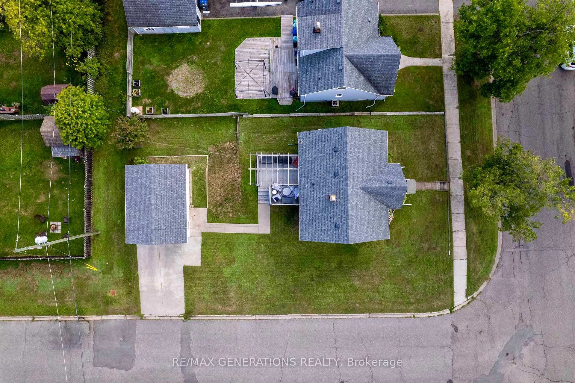 Photo 33 of 55 Ray Boulevard, Thunder Bay, Mariday Heights — HOMEH