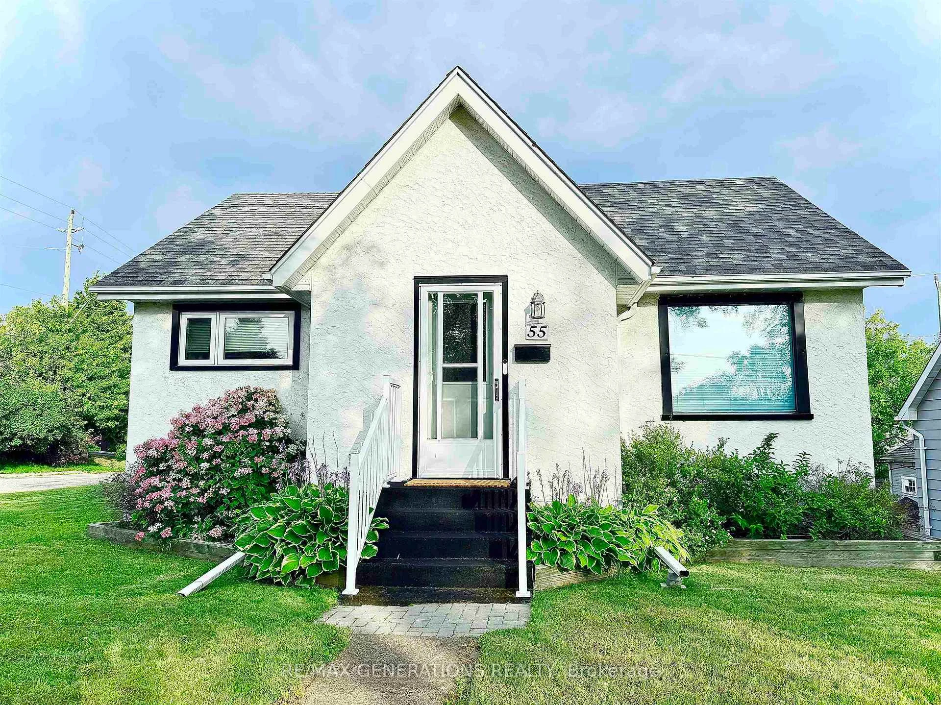 Photo 1 of 55 Ray Boulevard, Thunder Bay, Mariday Heights — HOMEH