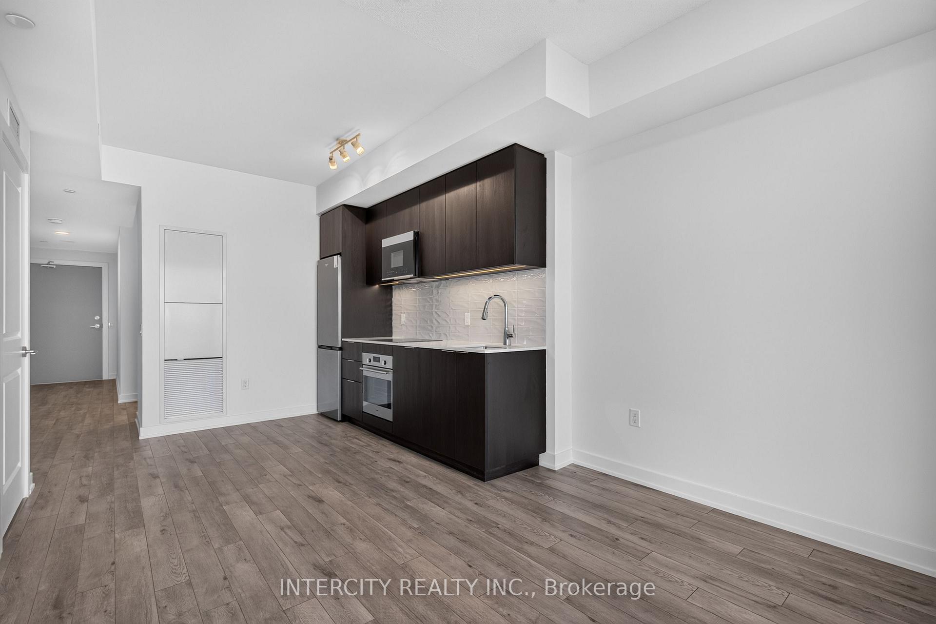 Photo 14 of Unit 421, 15 Skyridge Drive, Brampton, Bram East — HOMEH