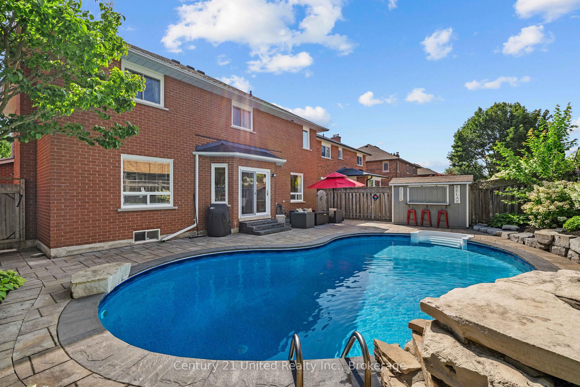 Photo 3 of 59 Waverly Street, Oshawa, McLaughlin — HOMEH