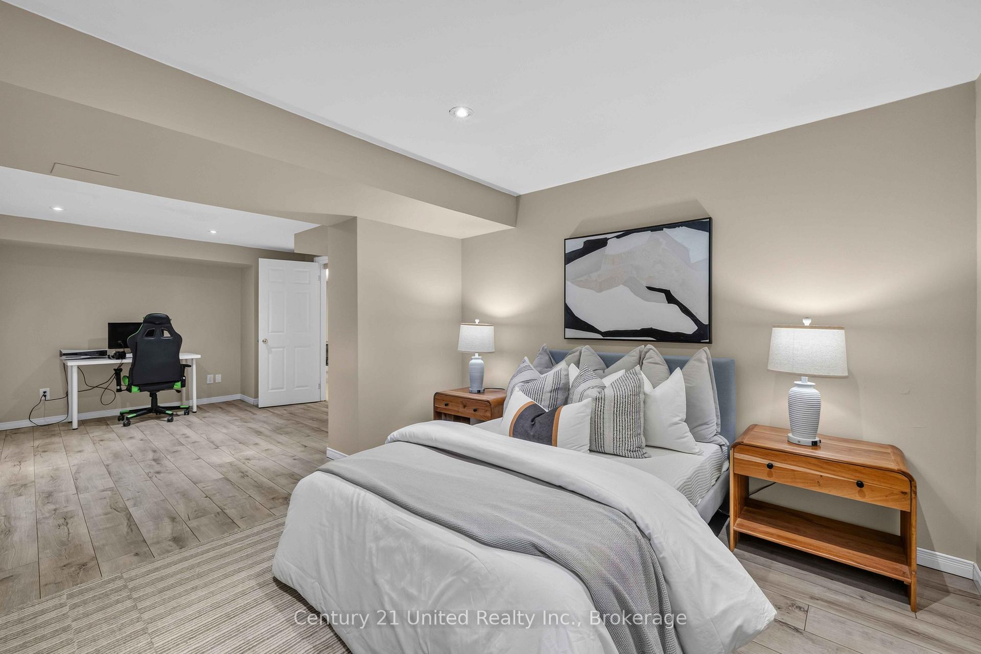 Photo 32 of 59 Waverly Street, Oshawa, McLaughlin — HOMEH