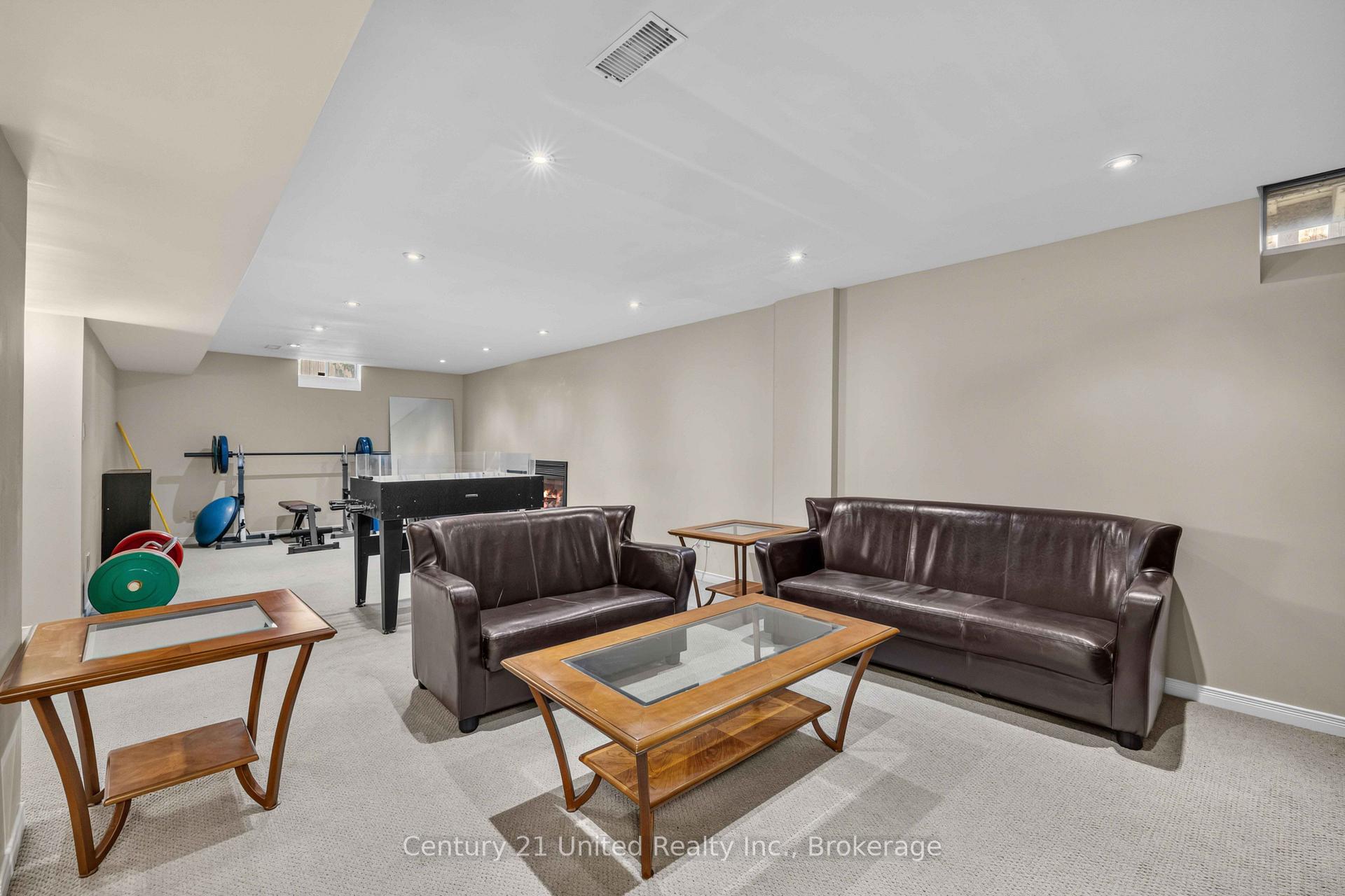 Photo 36 of 59 Waverly Street, Oshawa, McLaughlin — HOMEH