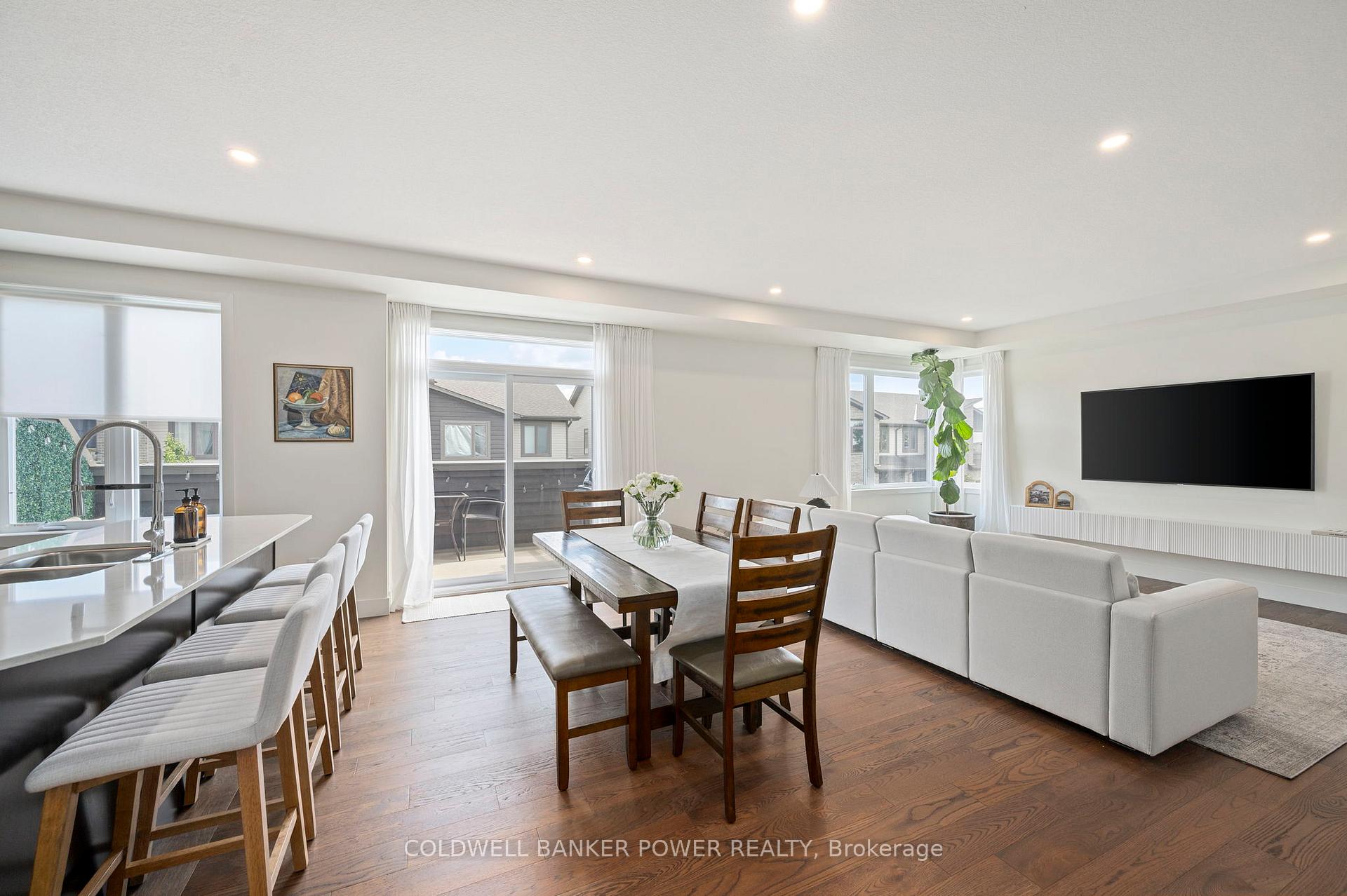 Photo 13 of Unit 23, 1960 Dalmagarry Road, London, North E — HOMEH