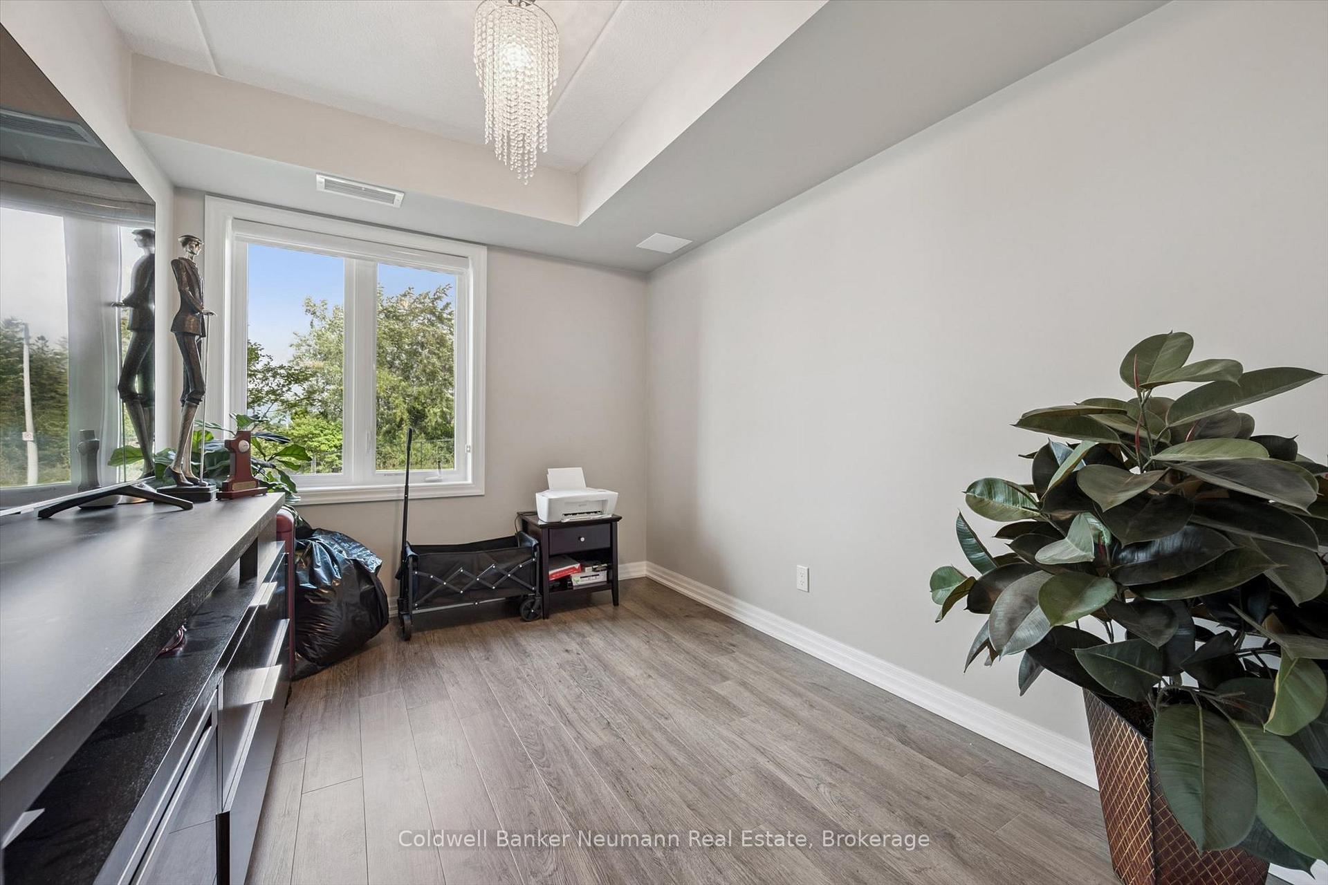 Photo 6 of Unit 102, 104 Summit Ridge Drive, Guelph, Grange Road — HOMEH