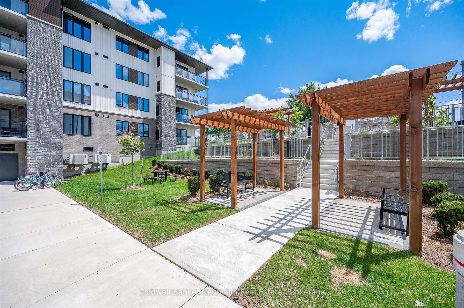 Photo 50 of Unit 102, 104 Summit Ridge Drive, Guelph, Grange Road — HOMEH