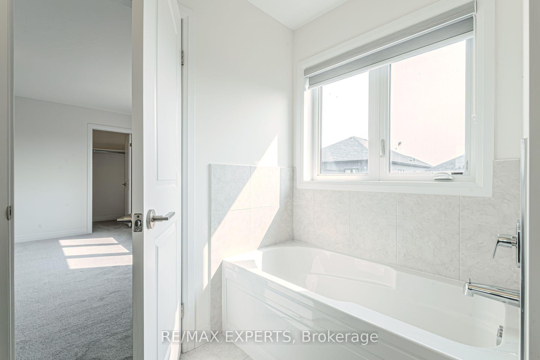 Photo 35 of 15 Stokes Road, Brant, Paris — HOMEH