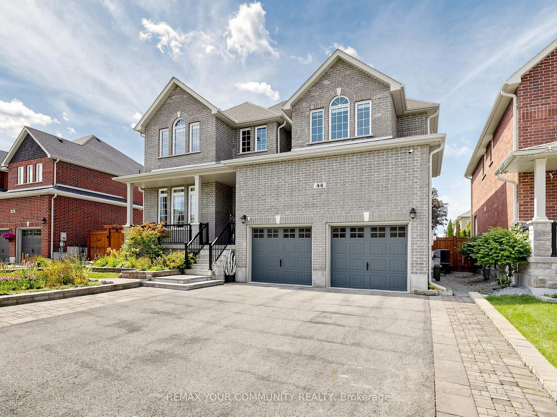 Photo 4 of 44 Tim Jacobs Drive, Georgina, Keswick South — HOMEH