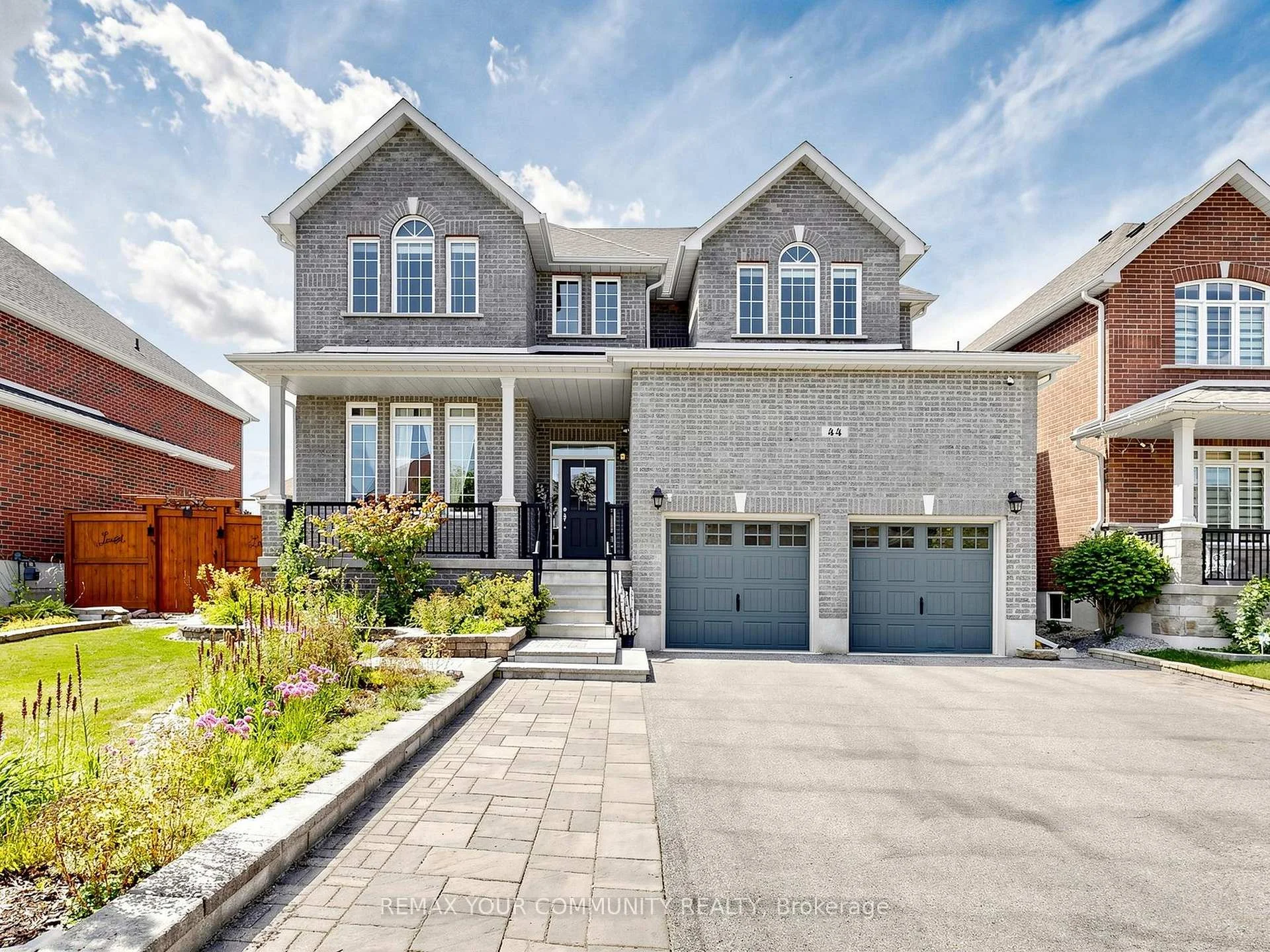 Photo 2 of 44 Tim Jacobs Drive, Georgina, Keswick South — HOMEH