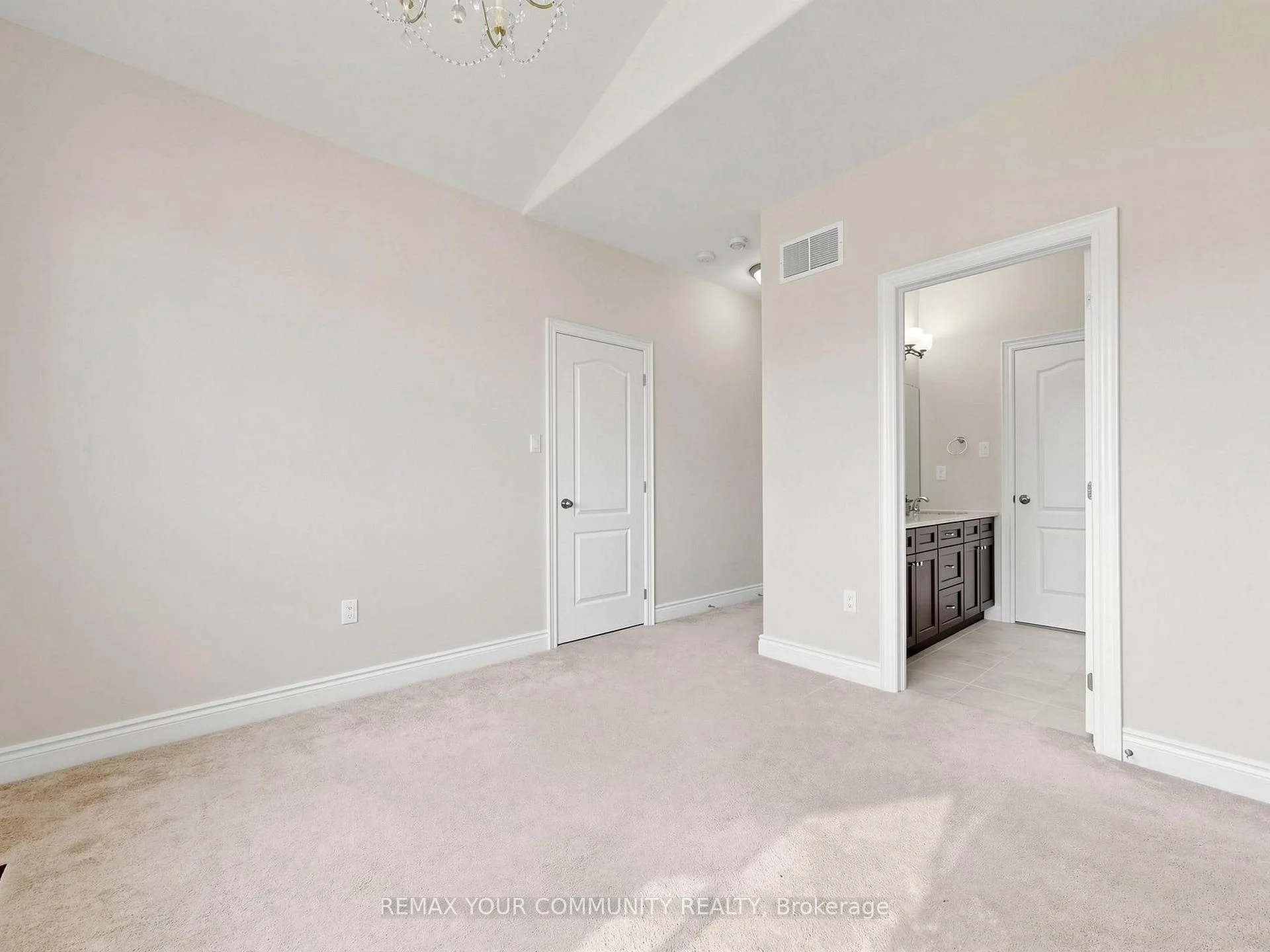 Photo 73 of 44 Tim Jacobs Drive, Georgina, Keswick South — HOMEH