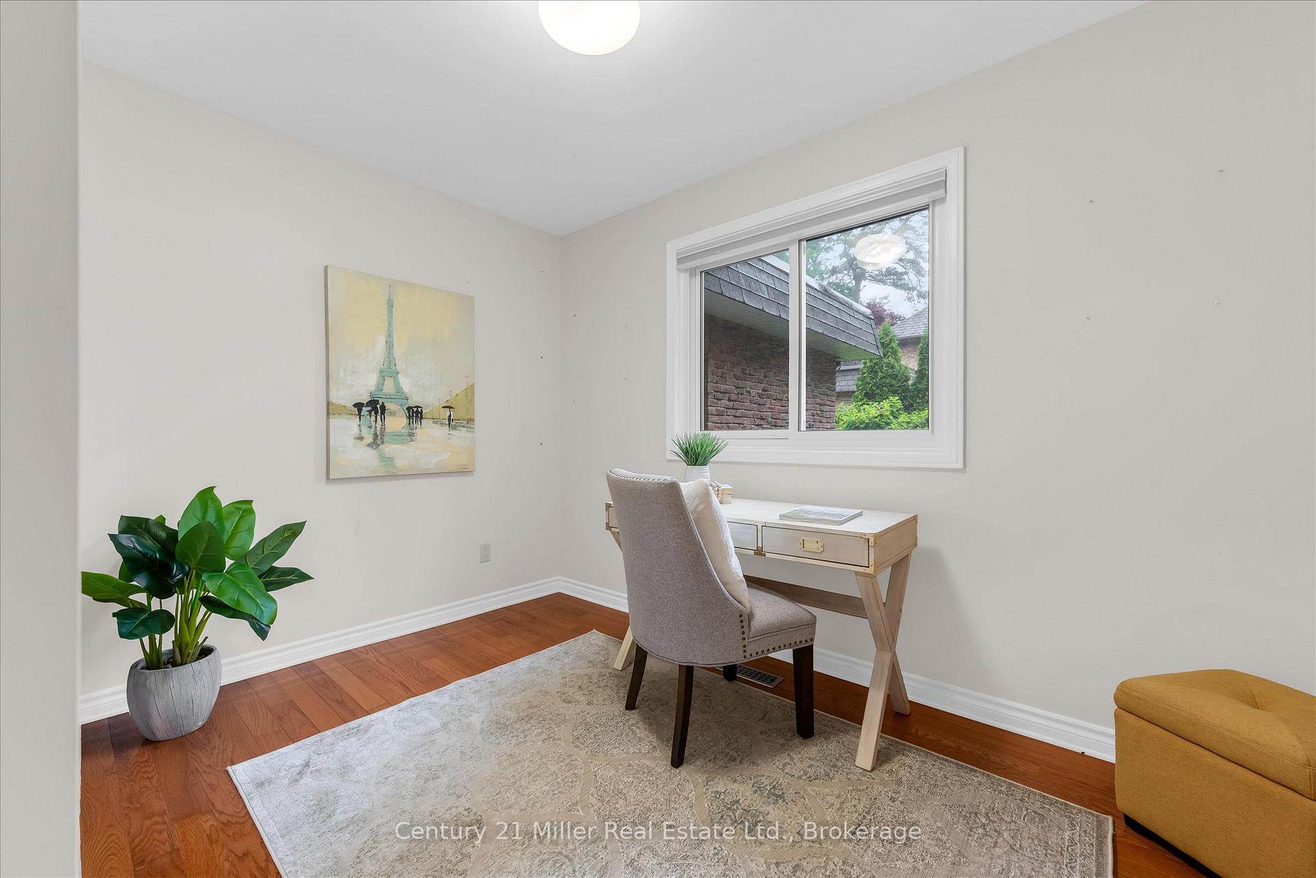 Photo 8 of 1482 Caulder Drive, Oakville, Morrison — HOMEH