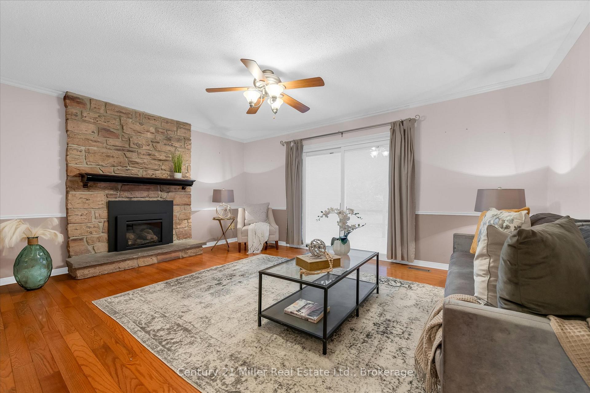 Photo 9 of 1482 Caulder Drive, Oakville, Morrison — HOMEH