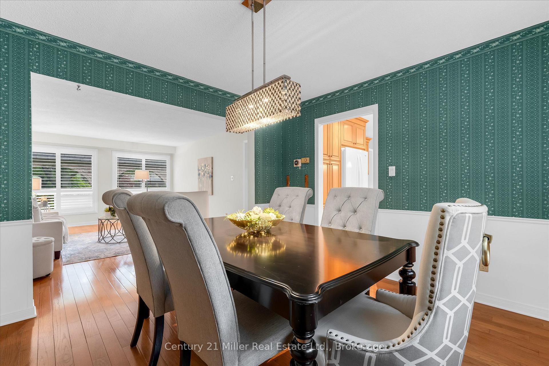 Photo 17 of 1482 Caulder Drive, Oakville, Morrison — HOMEH