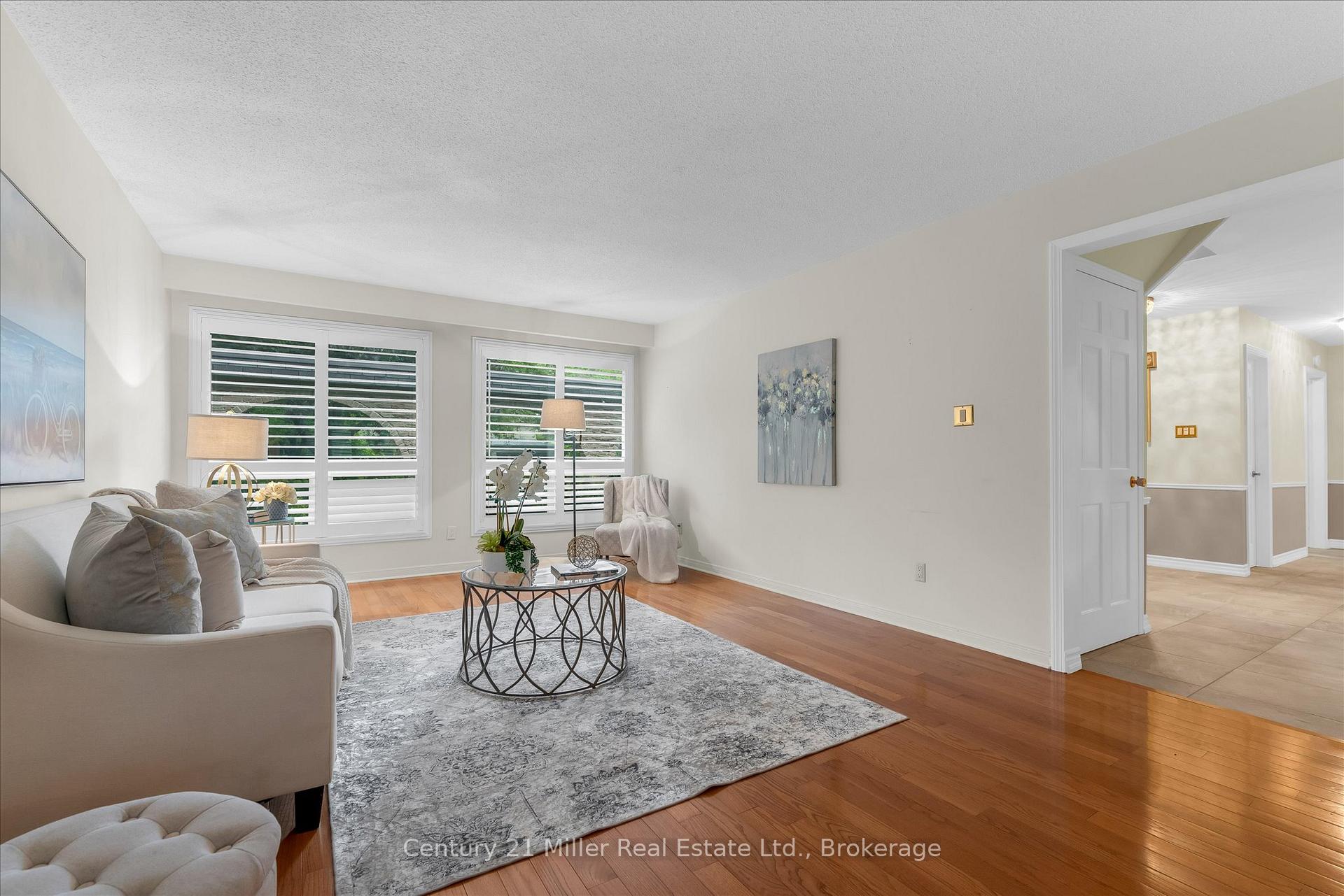 Photo 18 of 1482 Caulder Drive, Oakville, Morrison — HOMEH