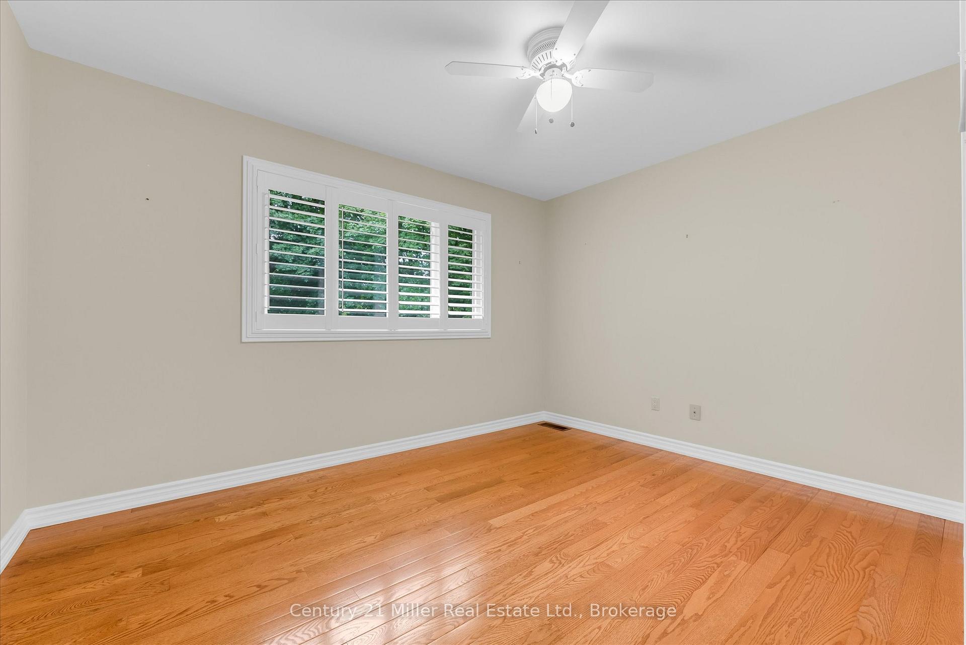 Photo 23 of 1482 Caulder Drive, Oakville, Morrison — HOMEH
