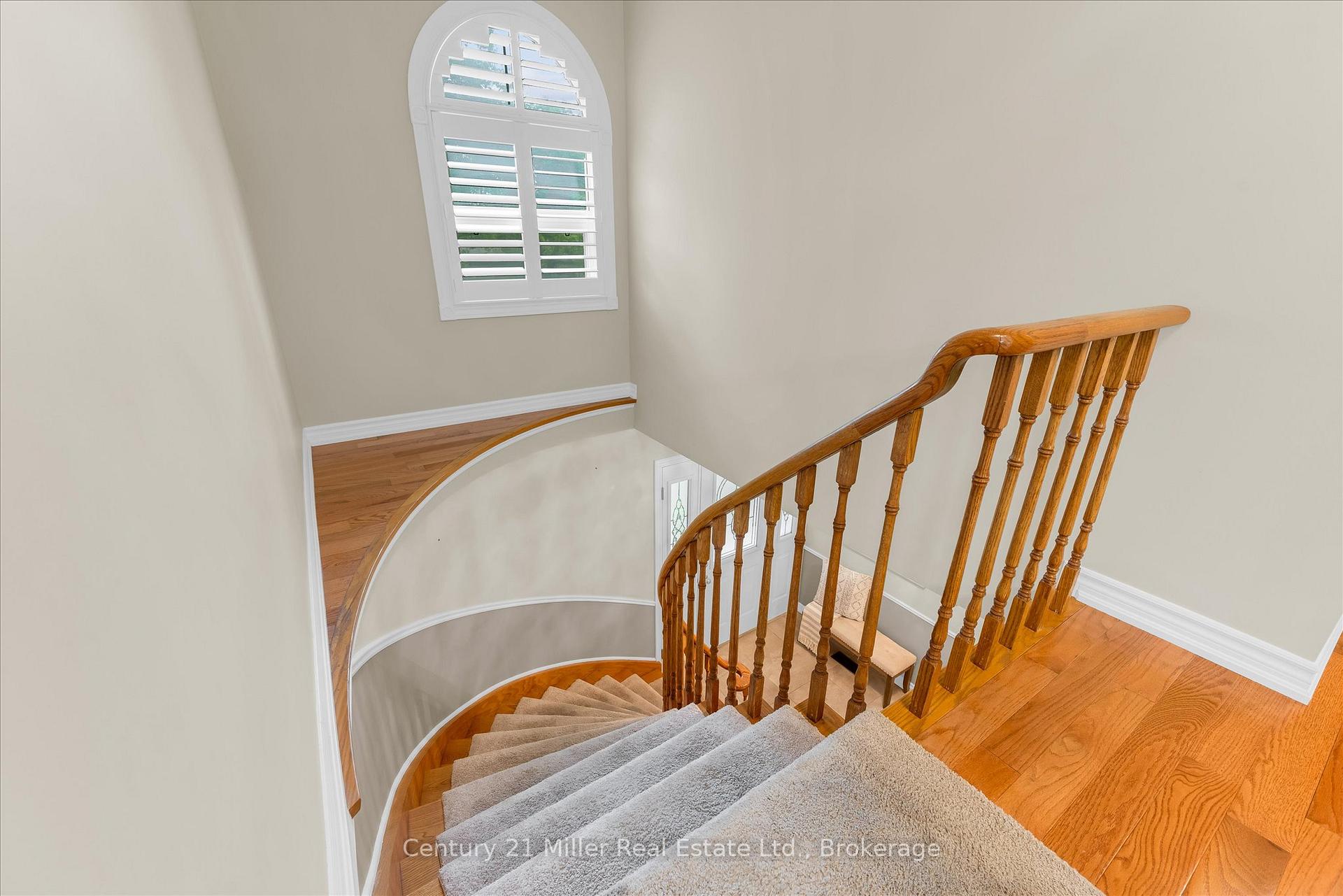 Photo 25 of 1482 Caulder Drive, Oakville, Morrison — HOMEH