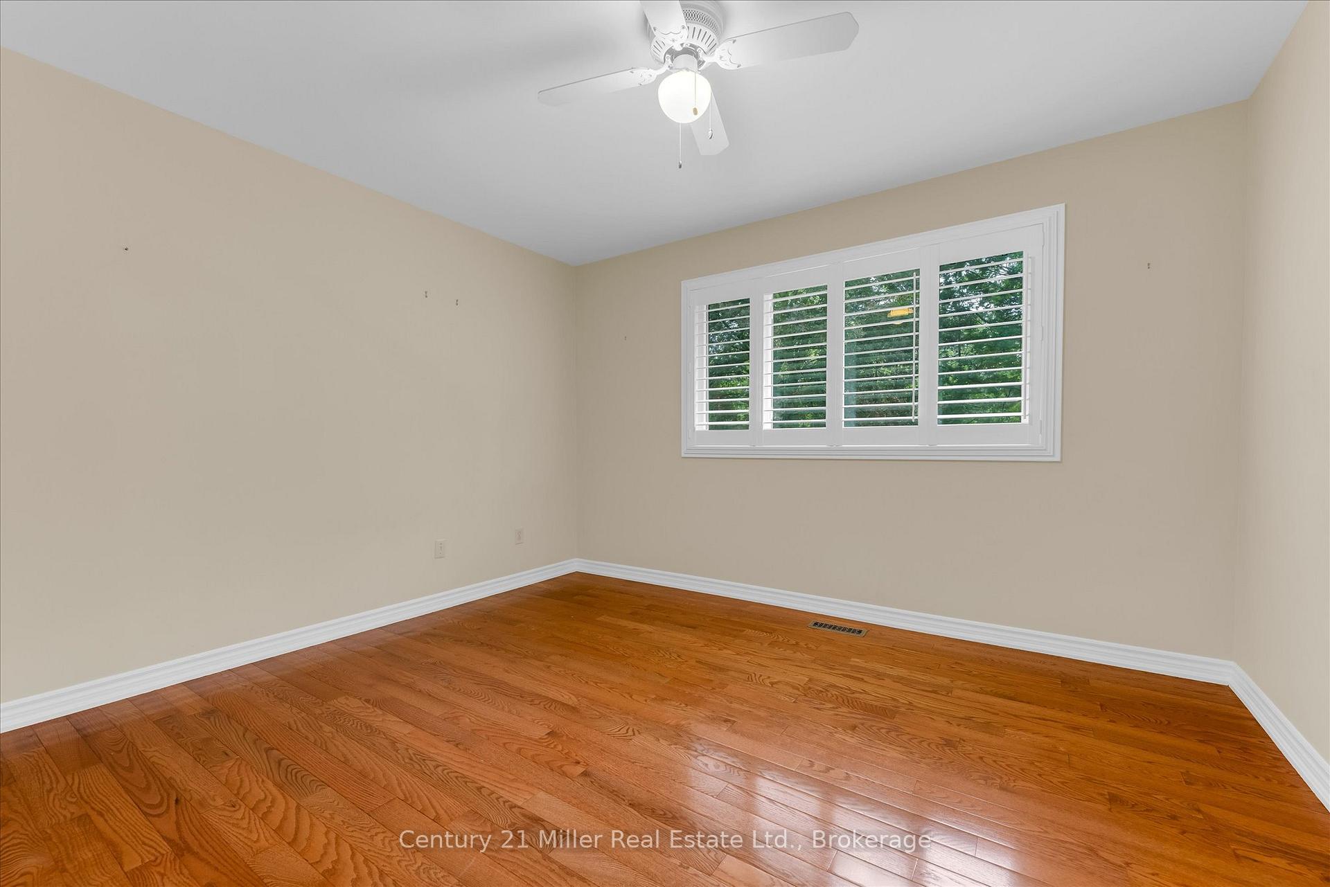 Photo 27 of 1482 Caulder Drive, Oakville, Morrison — HOMEH